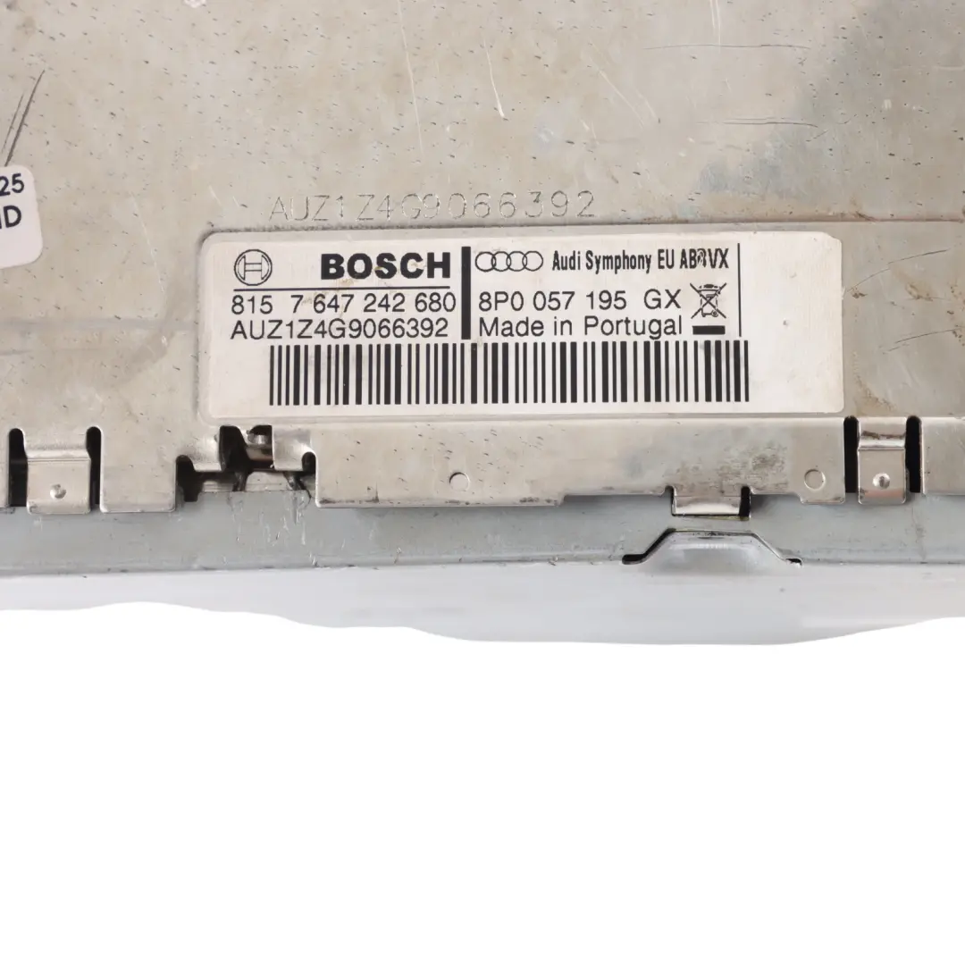 Symphony Multimedia Stereo CD Player Radio Head Unit to Audi A3 8P with Part number 8P0057195GX Audi A3 8P Symphony Multimedia Stereo CD Player Radio Head Unit - SKU 8P0057195GX - Part number 8P0057195GX