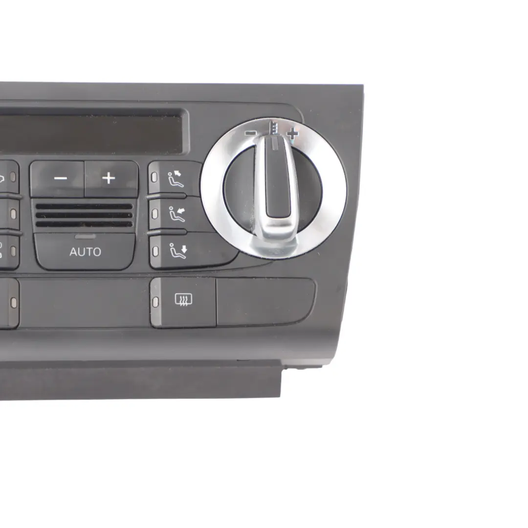 Audi A3 8P Panel Sterowania Klimatyzacją Nawiewem Ogrzewaniem - SKU 8P0820043BG - Numer Części 8P0820043BG