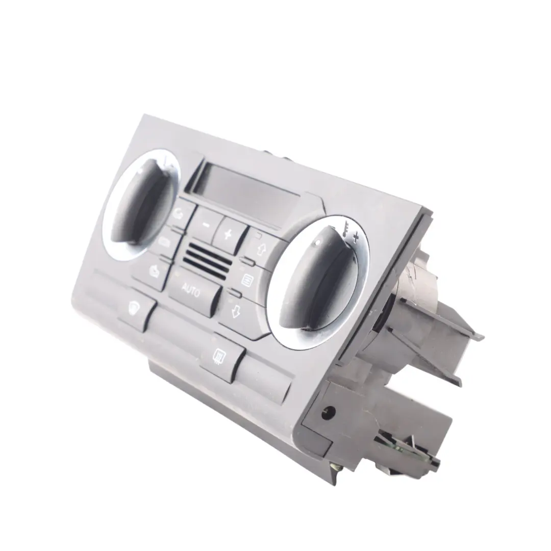 Audi A3 8P Dashboard Air Vent A/C Heater Climate Control Panel - SKU 8P0820043P - Part number 8P0820043P