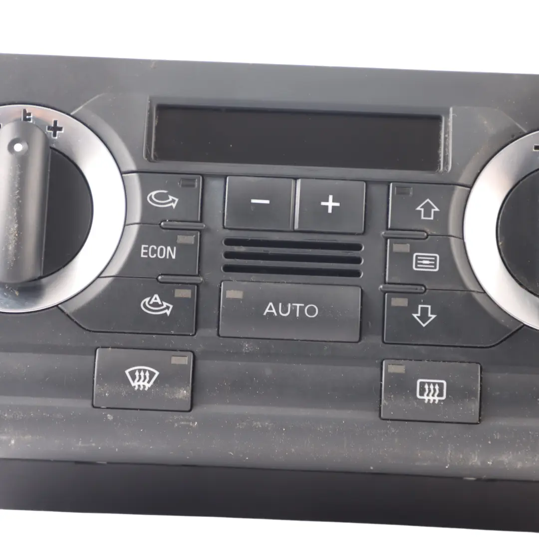 Dashboard Air Vent A/C Heater Climate Control Panel to Audi A3 8P with Part number 8P0820043P Audi A3 8P Dashboard Air Vent A/C Heater Climate Control Panel - SKU 8P0820043P - Part number 8P0820043P