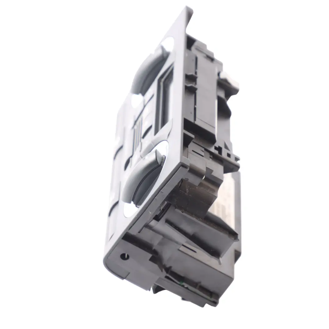 Audi A3 8P Dashboard Air Vent A/C Heater Climate Control Panel - SKU 8P0820043P - Part number 8P0820043P