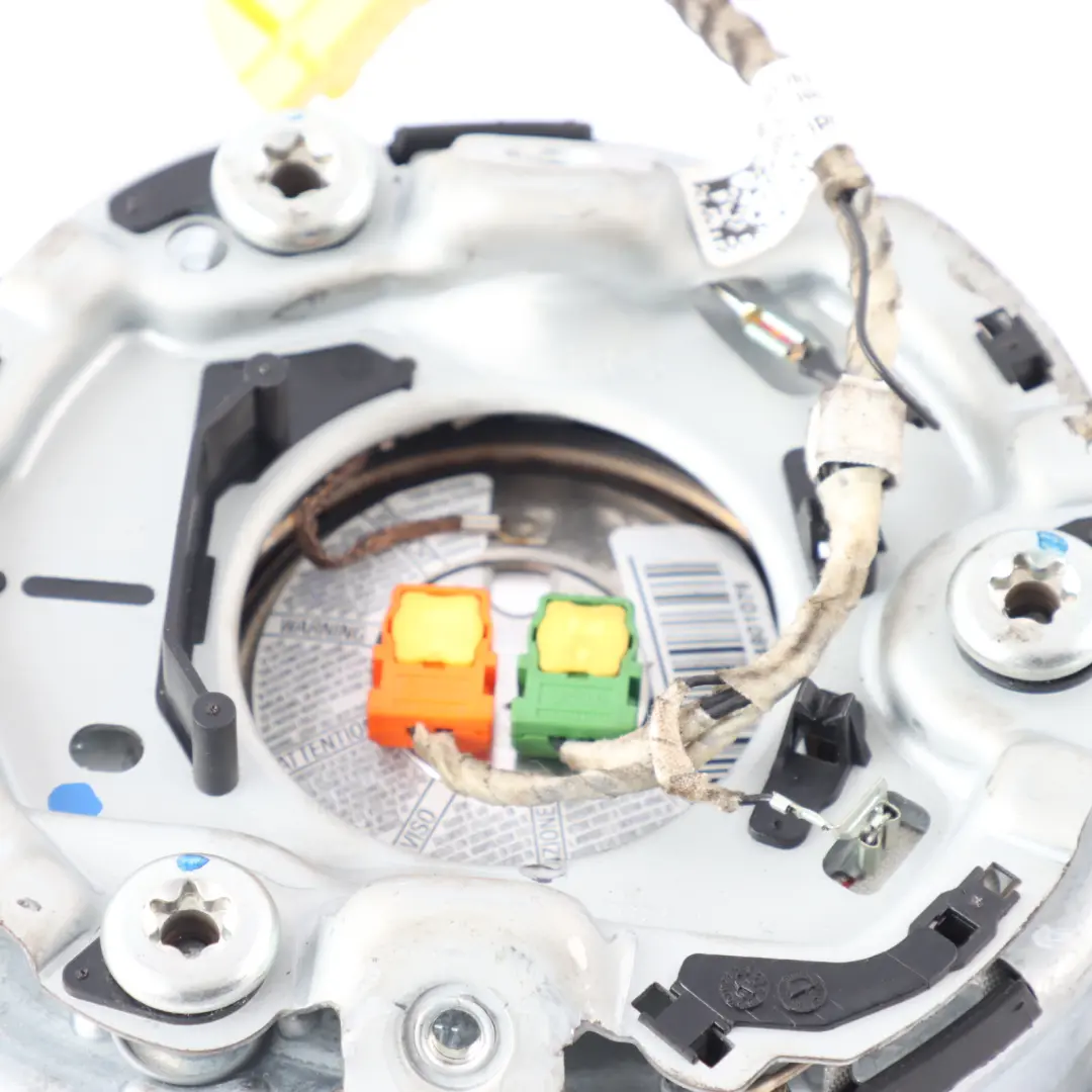 Steering Wheel Air Module Driver's Side to Audi A3 8P with Part number 8P0880201BC Audi A3 8P Steering Wheel Air Module Driver's Side - SKU 8P0880201BC - Part number 8P0880201BC