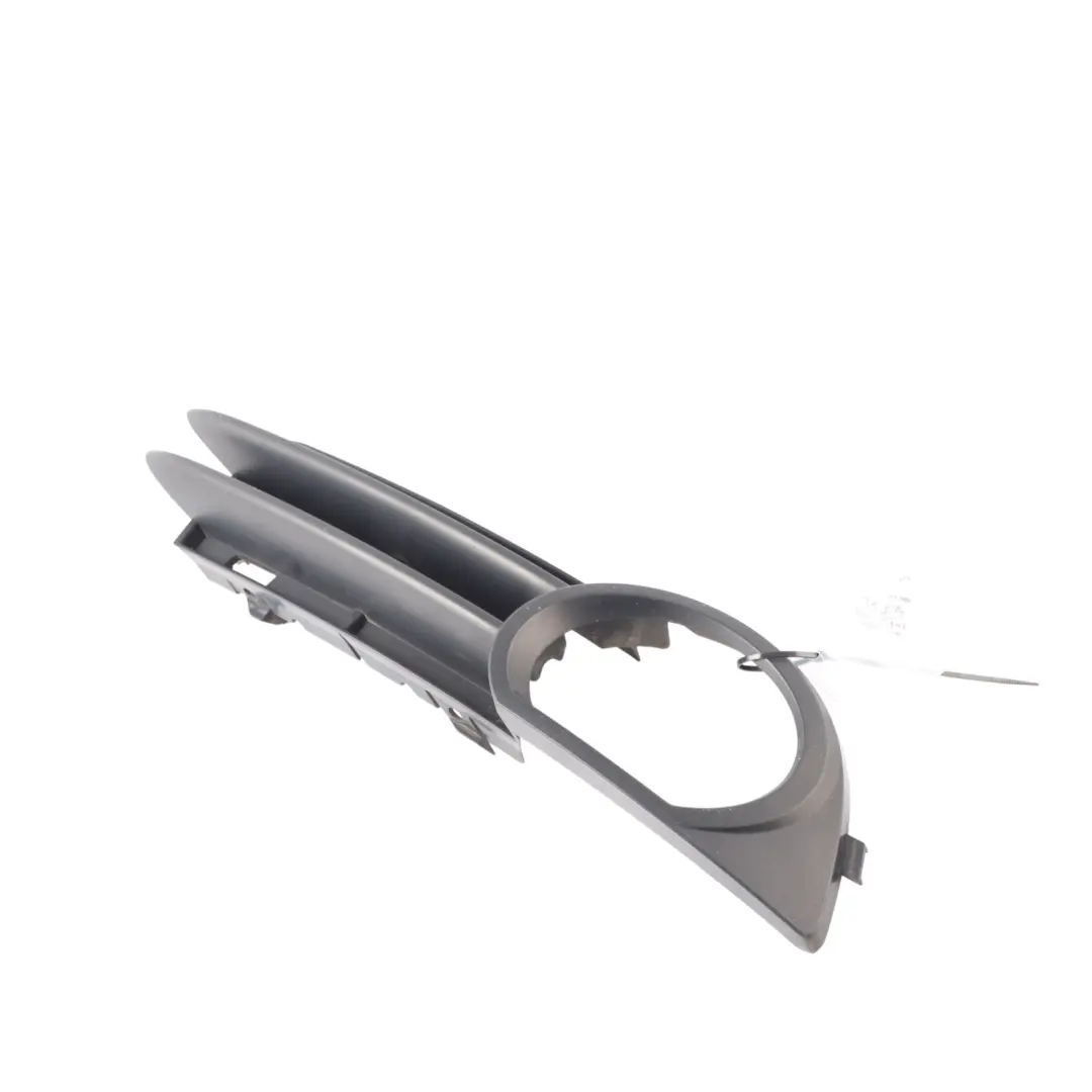 Fog Light Cover Front Bumper Right O/S Grid Grille Trim to Audi A3 8P with Part number 8P4807682B Audi A3 8P Fog Light Cover Front Bumper Right O/S Grid Grille Trim - SKU 8P4807682B - Part number 8P4807682B