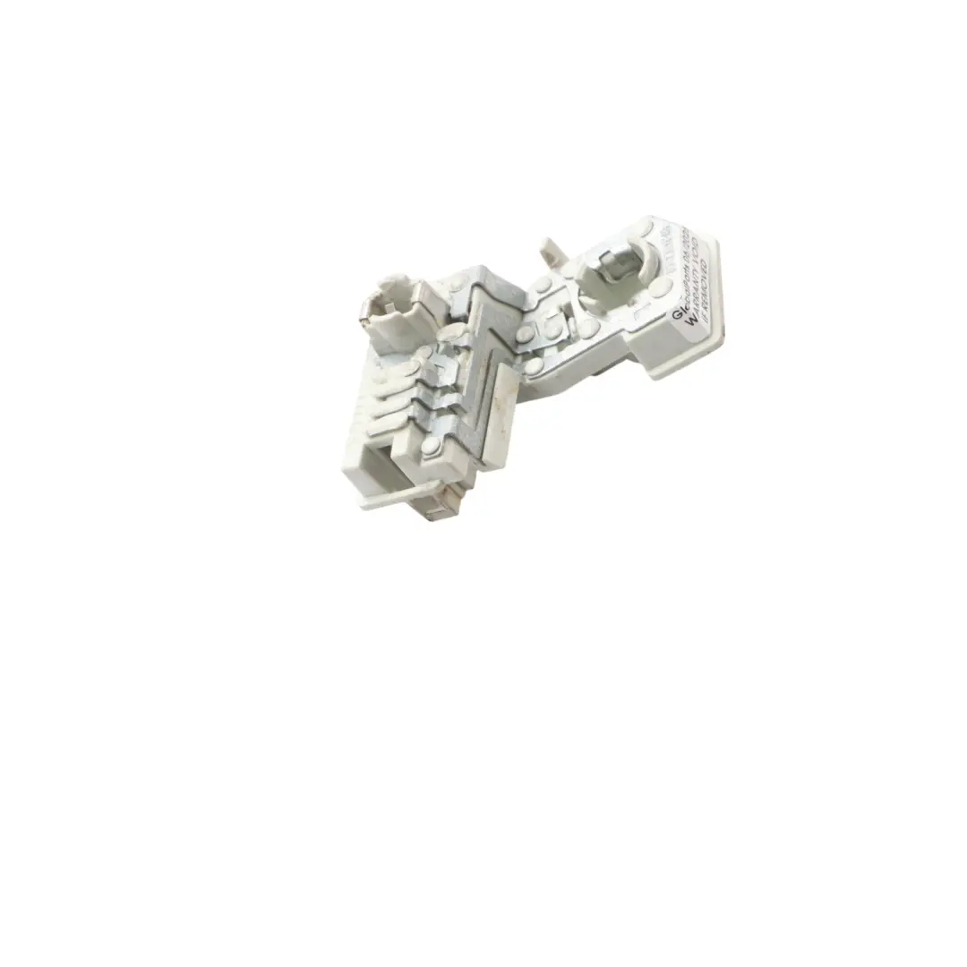 Glühbirnenhalter Hinten Innen Links Steckdose Heckklappe für Audi A3 S3 8P mit Teilenummer 8P4945257A Audi A3 S3 8P Glühbirnenhalter Hinten Innen Links Steckdose Heckklappe - SKU 8P4945257A - Teilenummer 8P4945257A