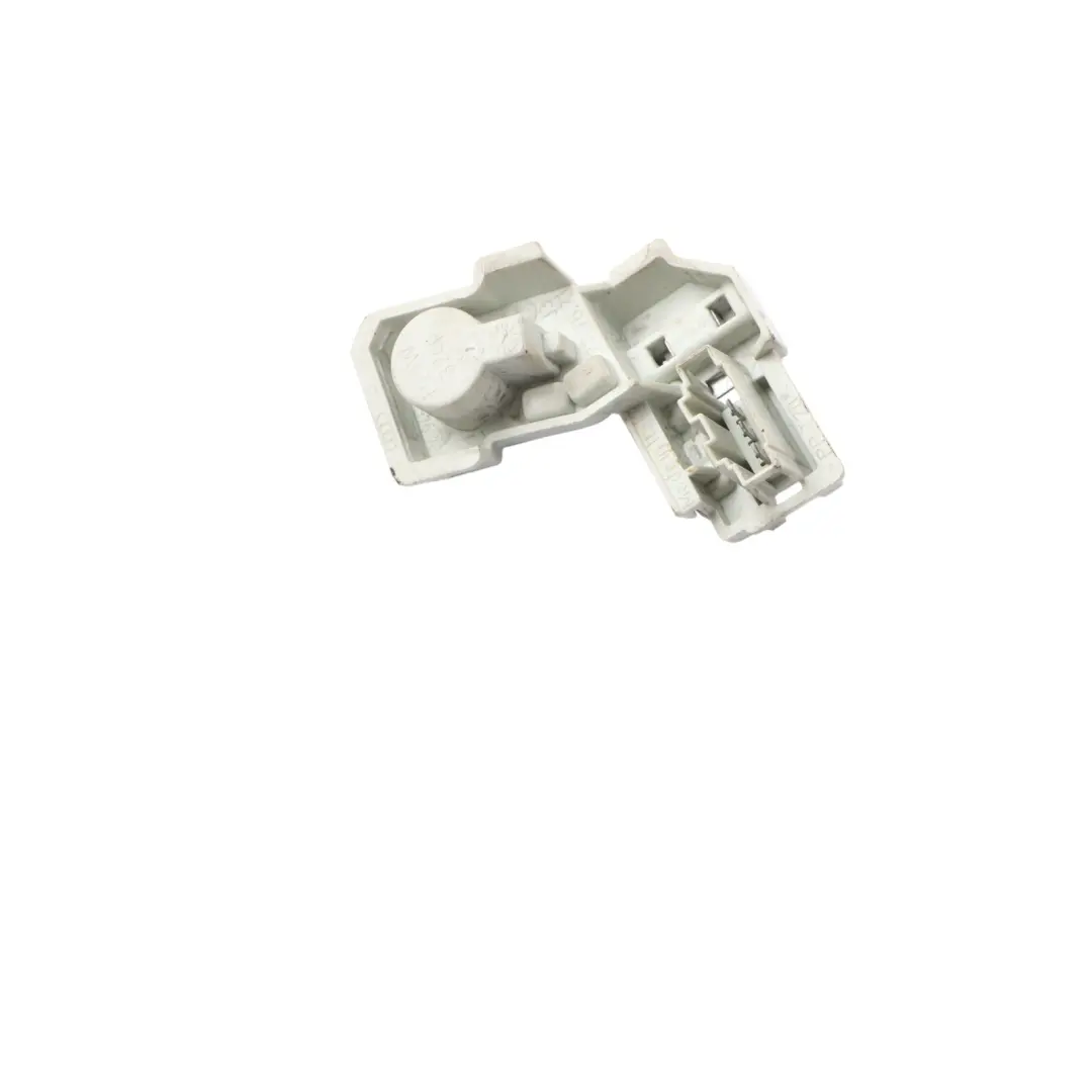 Douille D'Ampoule Hayon Arrière Gauche Intérieur pour Audi A3 S3 8P à propos du numéro de pièce 8P4945257A Audi A3 S3 8P Douille D'Ampoule Hayon Arrière Gauche Intérieur - SKU 8P4945257A - Numéro de pièce 8P4945257A