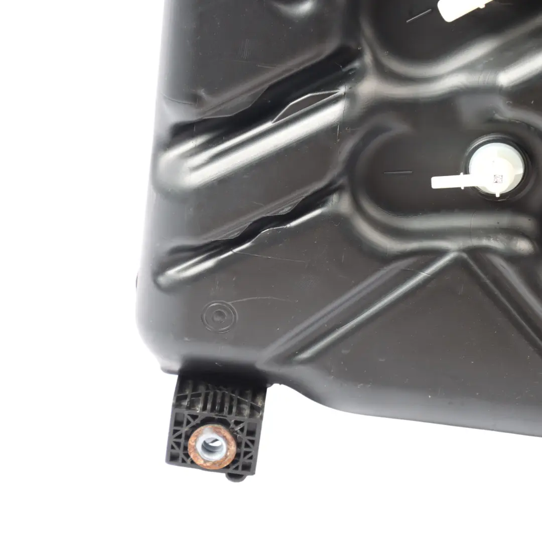 AdBlue Additive Reservoir Fuel Tank to Audi Q5 8R 2.0 TDI Diesel with Part number 8R0131877N Audi Q5 8R 2.0 TDI Diesel AdBlue Additive Reservoir Fuel Tank - SKU 8R0131877N - Part number 8R0131877N