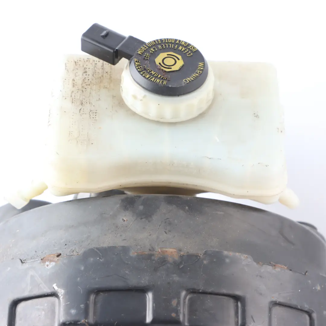 Brake Master Cylinder Servo 8R0612103D to Audi Q5 8R with Part number 8R0612107B Audi Q5 8R Brake Master Cylinder Servo 8R0612103D - SKU 8R0612107B-1 - Part number 8R0612107B