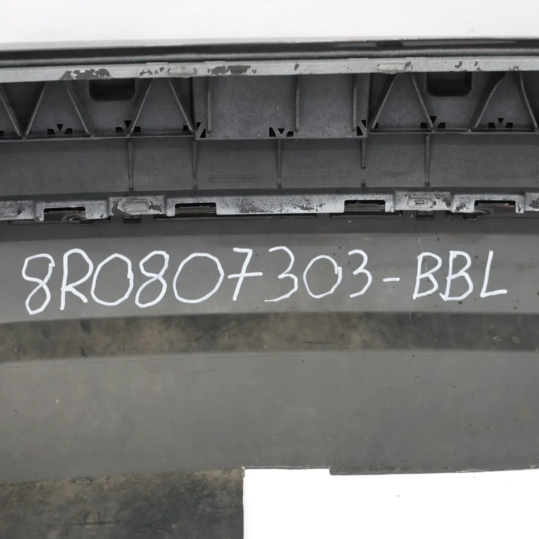 Tylny Zderzak Brilliant Black Czarny Metalik - Y9B do Audi Q5 8R o numerze 8R0807303 Audi Q5 8R Tylny Zderzak Brilliant Black Czarny Metalik - Y9B - SKU 8R0807303-BBL - Numer Części 8R0807303