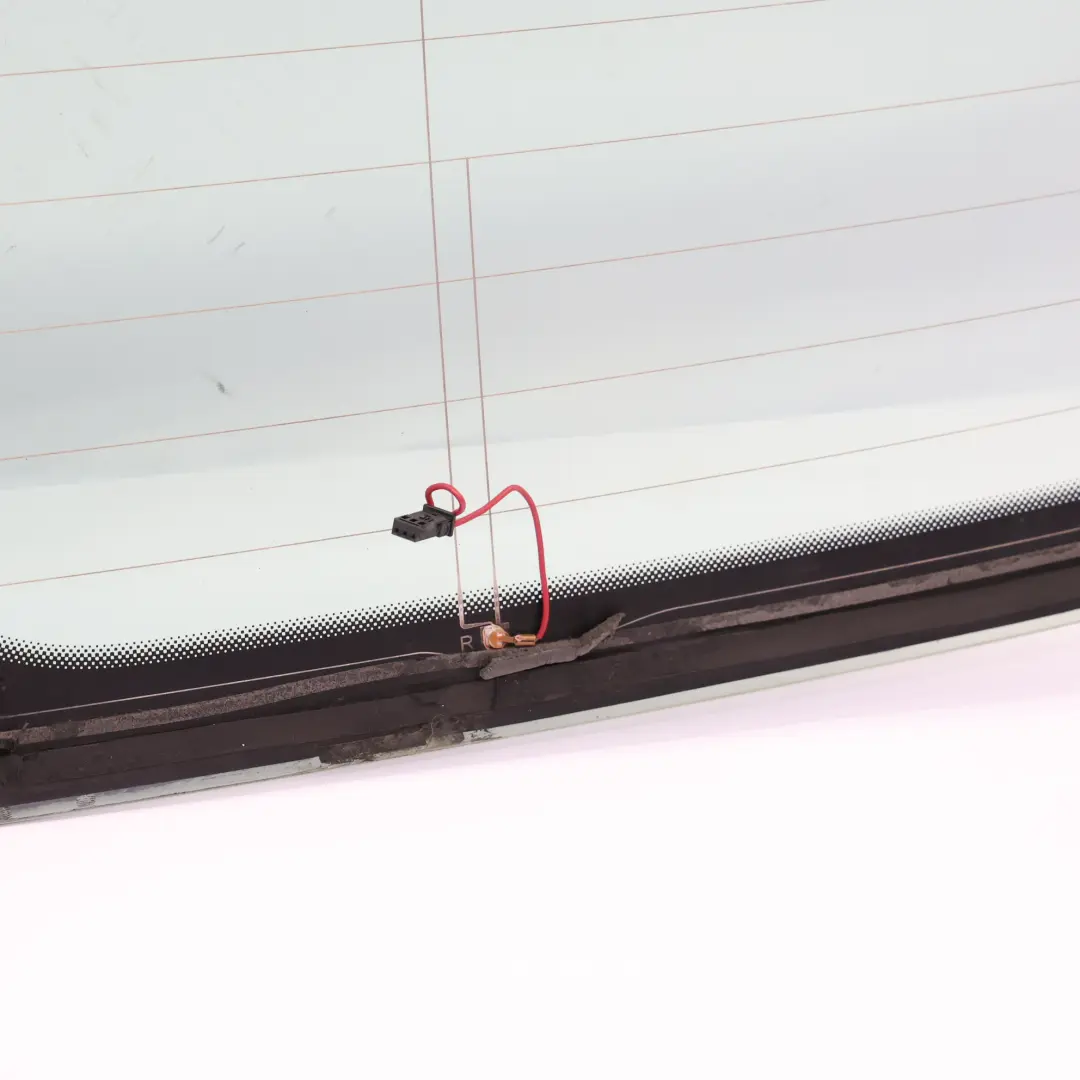 Tylna Szyba Klapy Bagażnika Zielona AS2 do Audi Q5 8R o numerze 8R0845501 Audi Q5 8R Tylna Szyba Klapy Bagażnika Zielona AS2 - SKU 8R0845501 - Numer Części 8R0845501