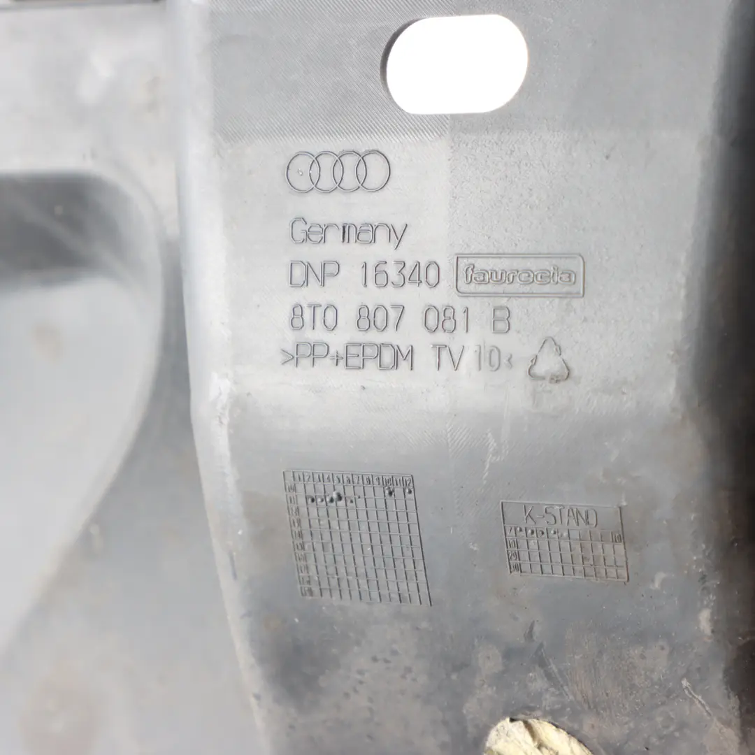 Audi A5 8T Pannello Superiore Radiatore Anteriore Copertura - SKU 8T0807081B - Numero di parte 8T0807081B