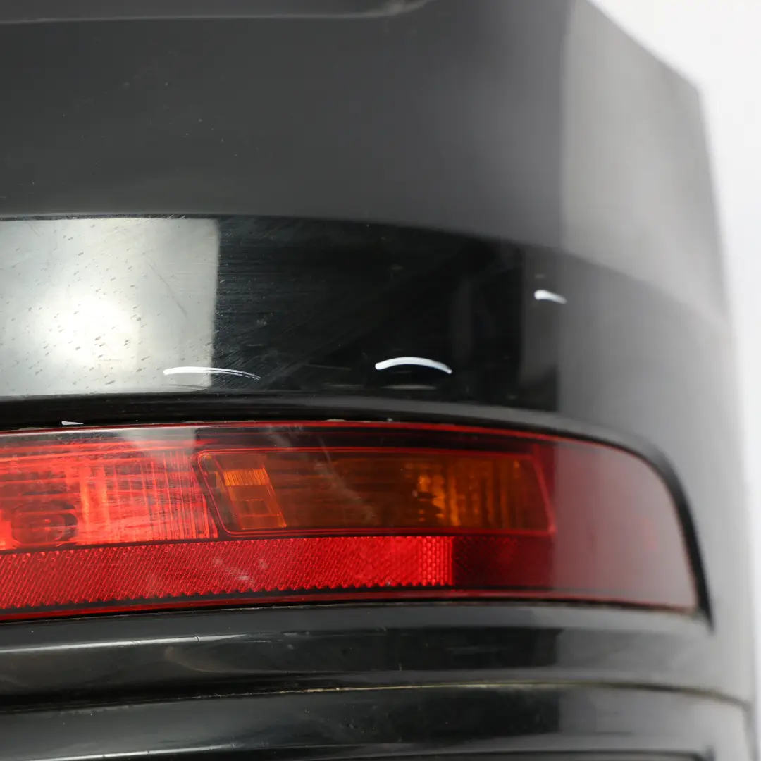 Zderzak Tylny Mythical Black Czarny Metalik - Y9T do Audi Q3 8U o numerze 8U0807067F Audi Q3 8U Zderzak Tylny Mythical Black Czarny Metalik - Y9T - SKU 8U0807067F-MYB - Numer Części 8U0807067F