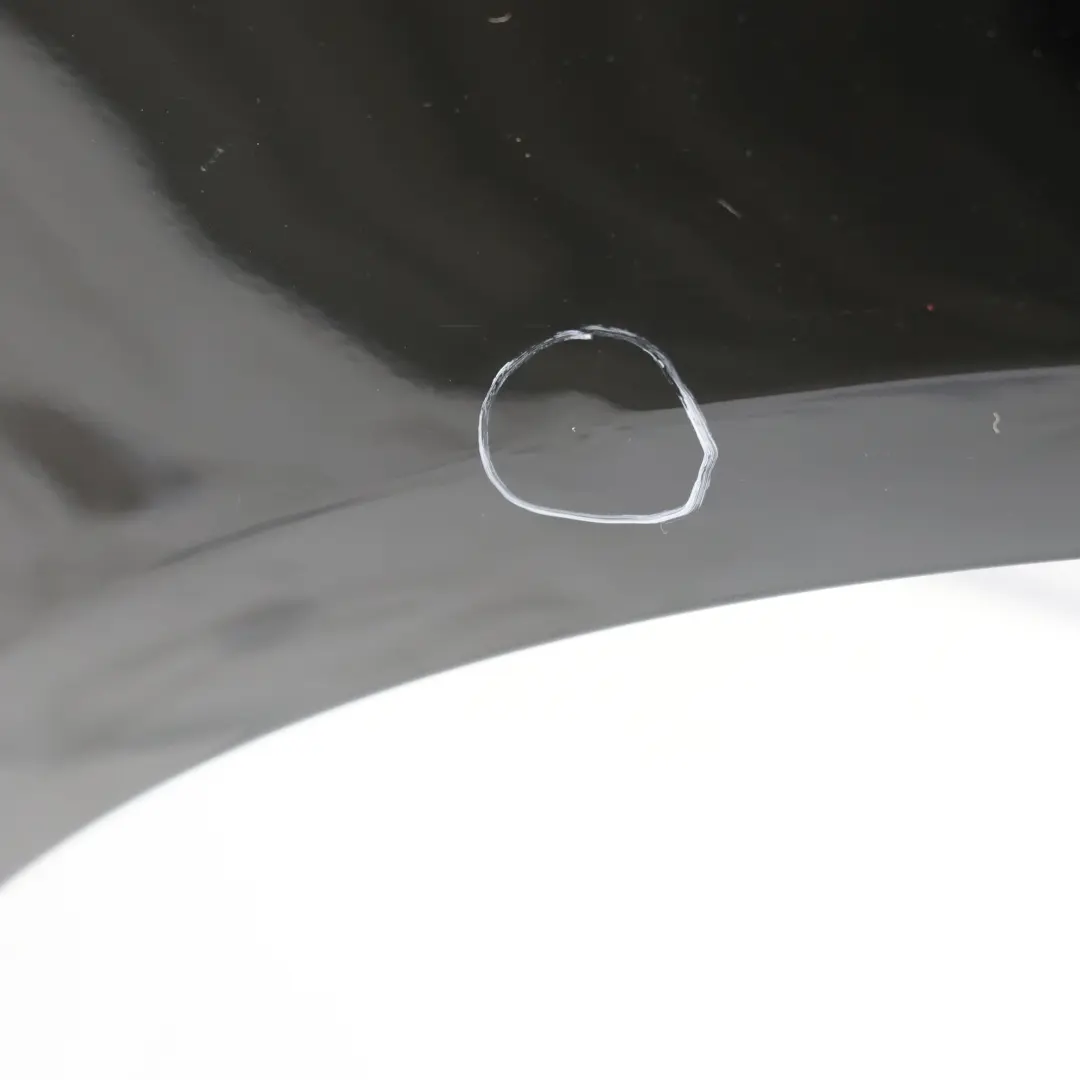 Porta posteriore sinistra Pannello Mythical Black Metallic - Y9T per Audi Q3 8U con numero di parte 8U0833051B Audi Q3 8U Porta posteriore sinistra Pannello Mythical Black Metallic - Y9T - SKU 8U0833051B-MYB - Numero di parte 8U0833051B