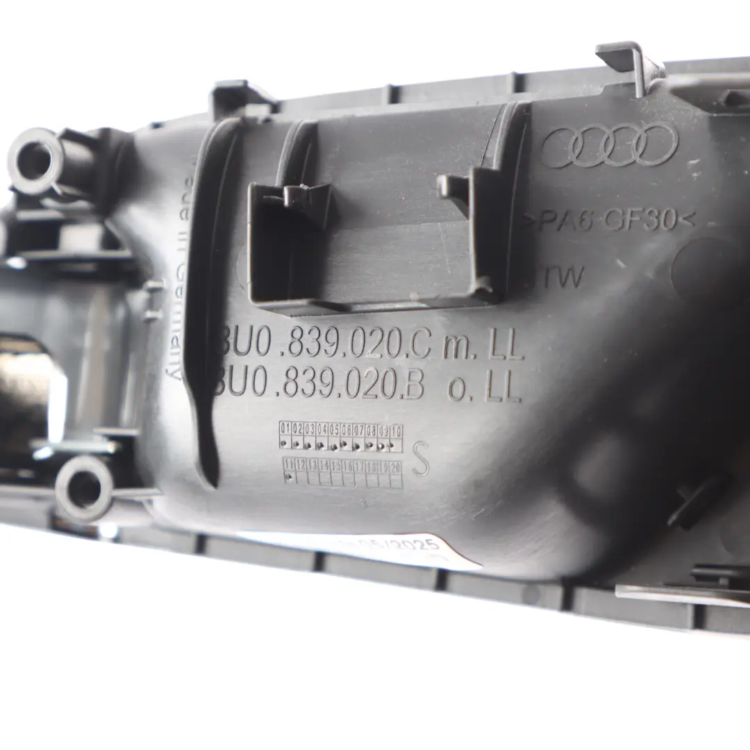 Maniglia Sblocco Porta Afferrare Interno Posteriore Destro per Audi Q3 8U con numero di parte 8U0839020C Audi Q3 8U Maniglia Sblocco Porta Afferrare Interno Posteriore Destro - SKU 8U0839020C - Numero di parte 8U0839020C