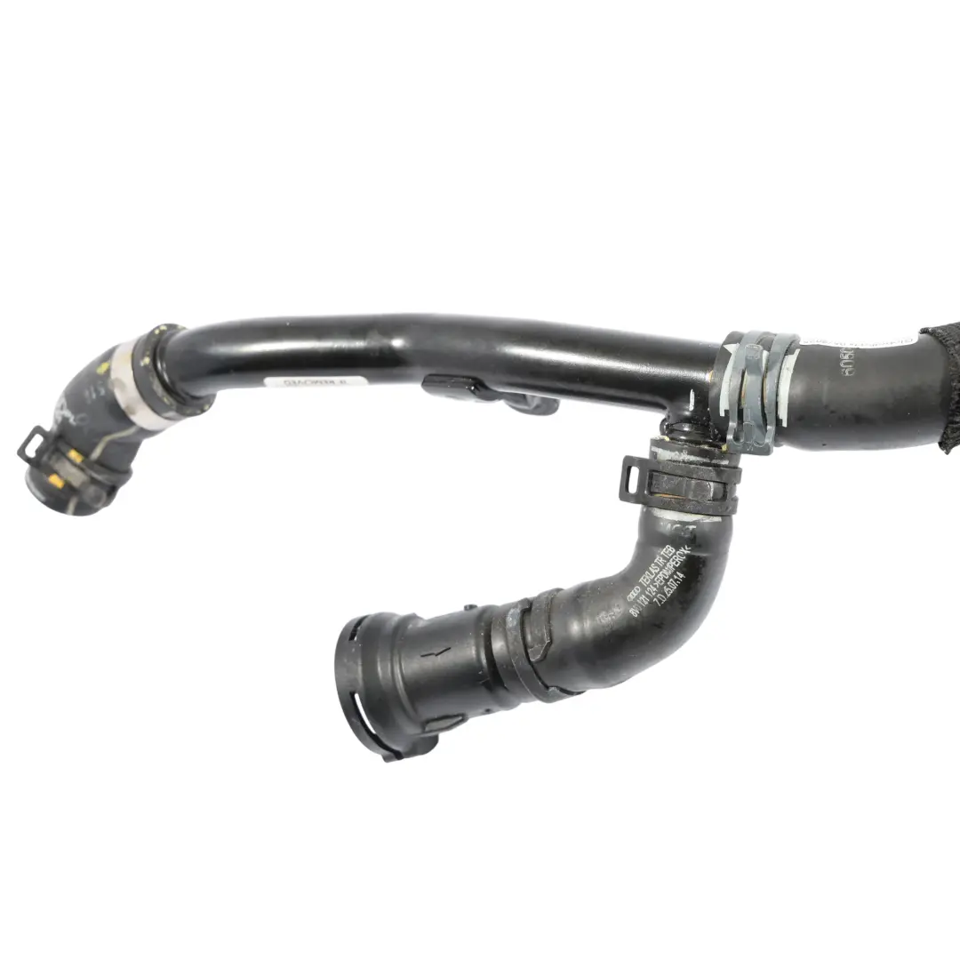 Tuyau De Liquide De Refroidissement Moteur pour Audi RS3 8V 2.5 TFSI à propos du numéro de pièce 8V0121124 Audi RS3 8V 2.5 TFSI Tuyau De Liquide De Refroidissement Moteur - SKU 8V0121124 - Numéro de pièce 8V0121124