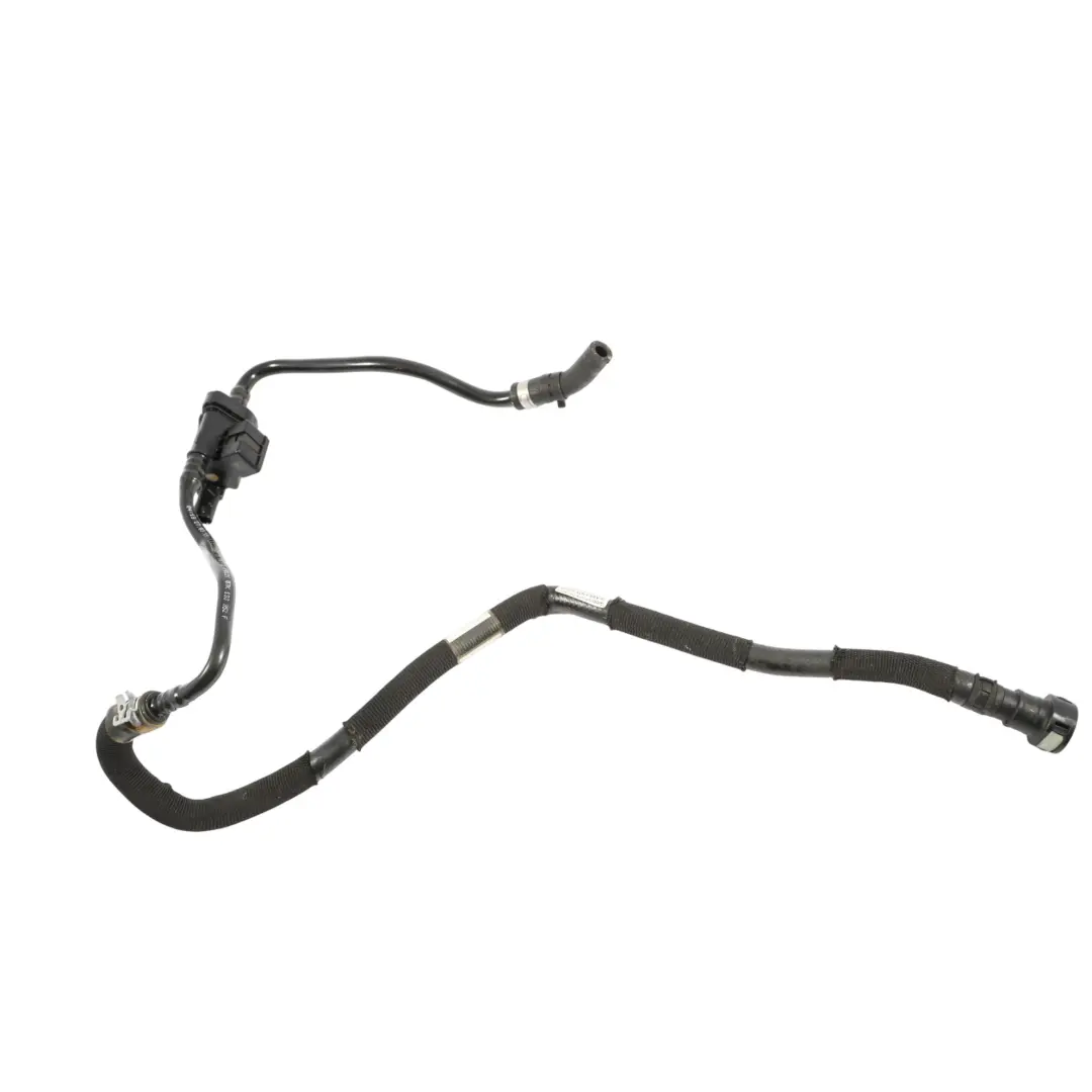 Tubo Di Sfiato Motore Tubo Flessibile 2.5 TFSI per Audi RS3 8V TT RS con numero di parte 8V0201992C Audi RS3 8V TT RS Tubo Di Sfiato Motore Tubo Flessibile 2.5 TFSI - SKU 8V0201992C - Numero di parte 8V0201992C