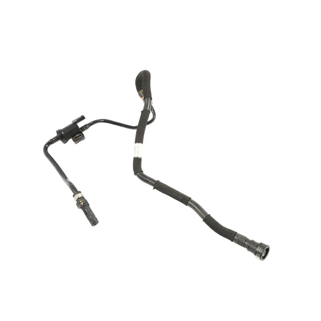 Tubo Di Sfiato Motore Tubo Flessibile 2.5 TFSI per Audi RS3 8V TT RS con numero di parte 8V0201992C Audi RS3 8V TT RS Tubo Di Sfiato Motore Tubo Flessibile 2.5 TFSI - SKU 8V0201992C - Numero di parte 8V0201992C
