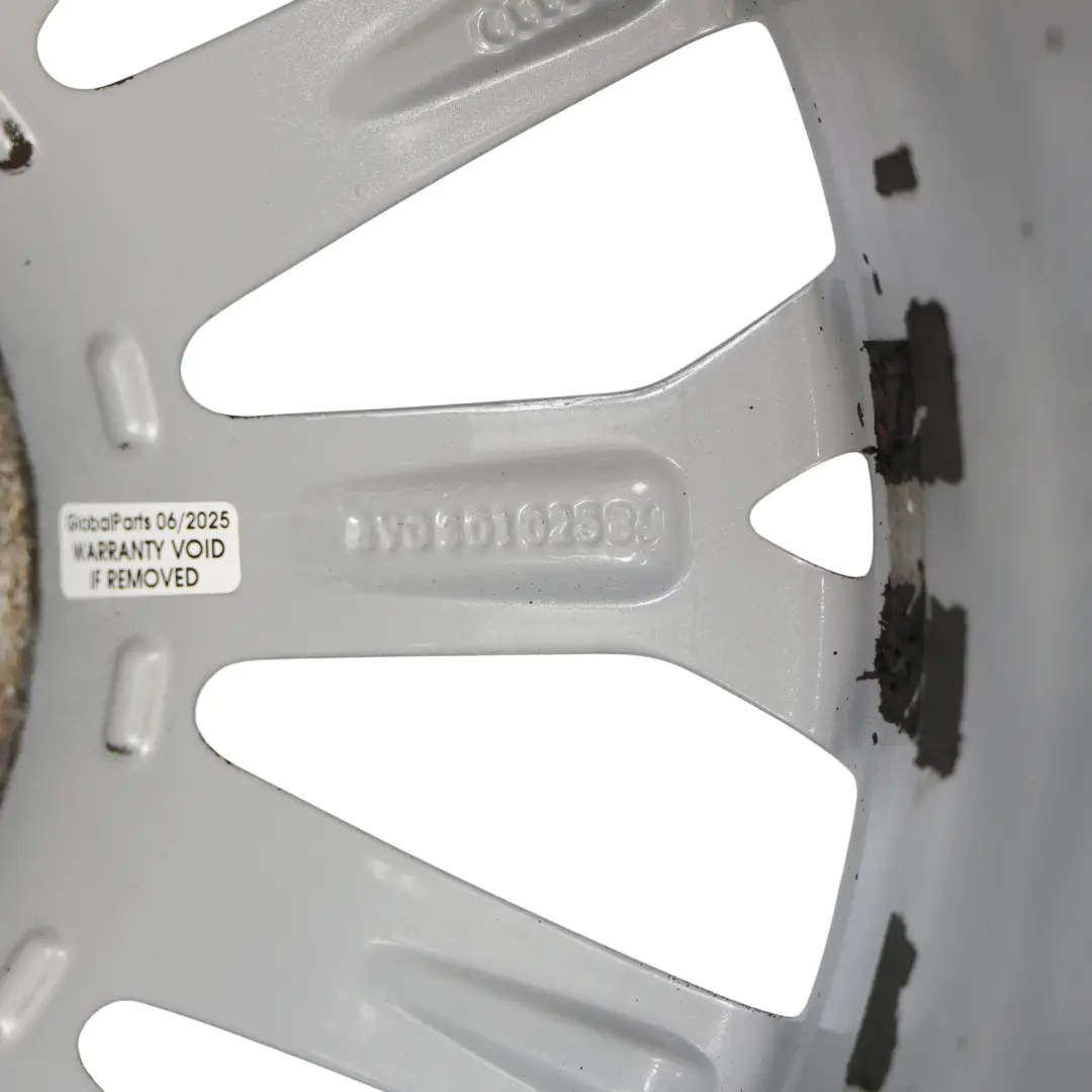 Audi A3 8V Felga Aluminiowa Srebrna 16" 7J ET48 - SKU 8V0601025BJ-1 - Numer Części 8V0601025BJ