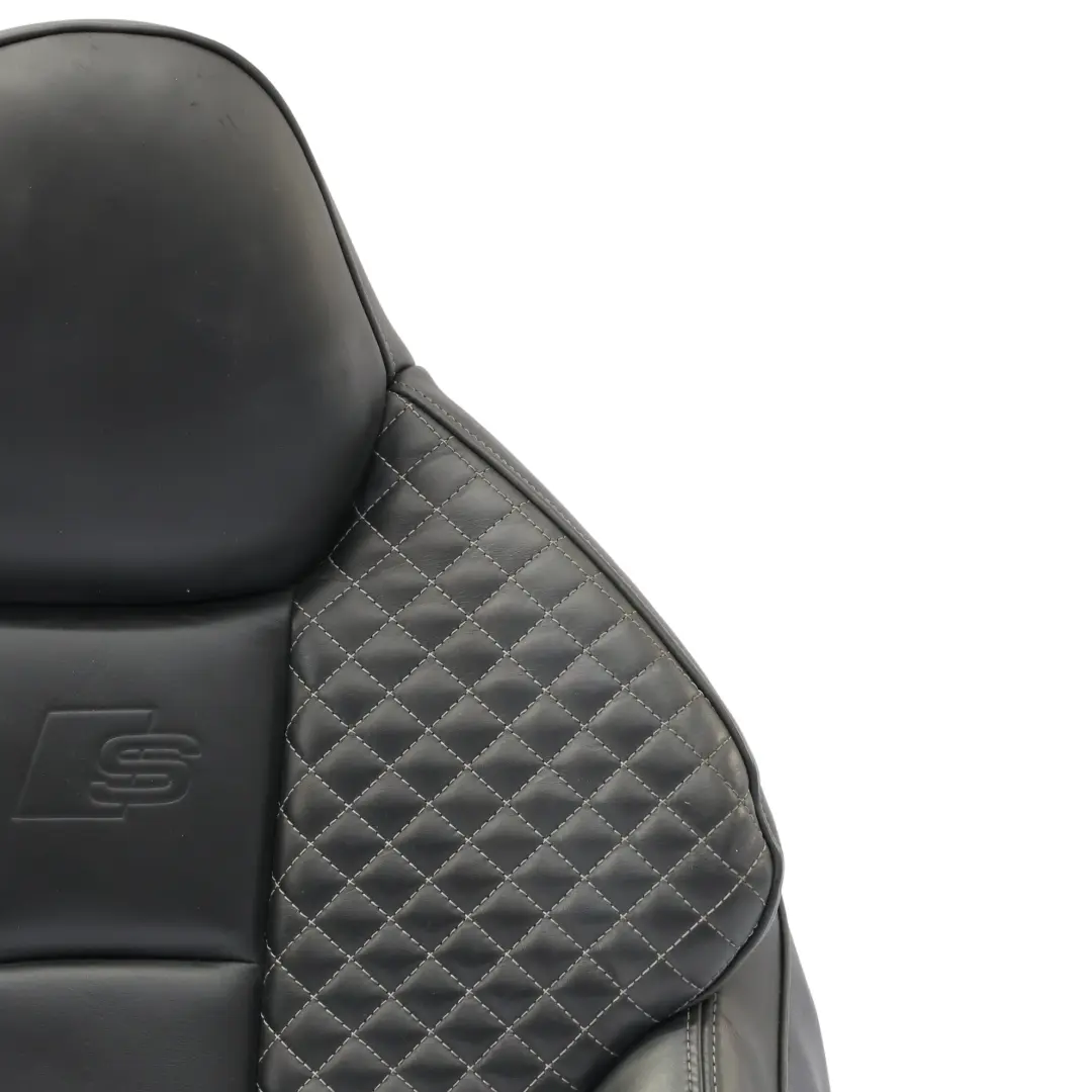 Sportowe Oparcie Fotela Grzane Skóra Prawy Przód do Audi S3 8V o numerze 8V4881806AT Audi S3 8V Sportowe Oparcie Fotela Grzane Skóra Prawy Przód - SKU 8V4881806AT - Numer Części 8V4881806AT