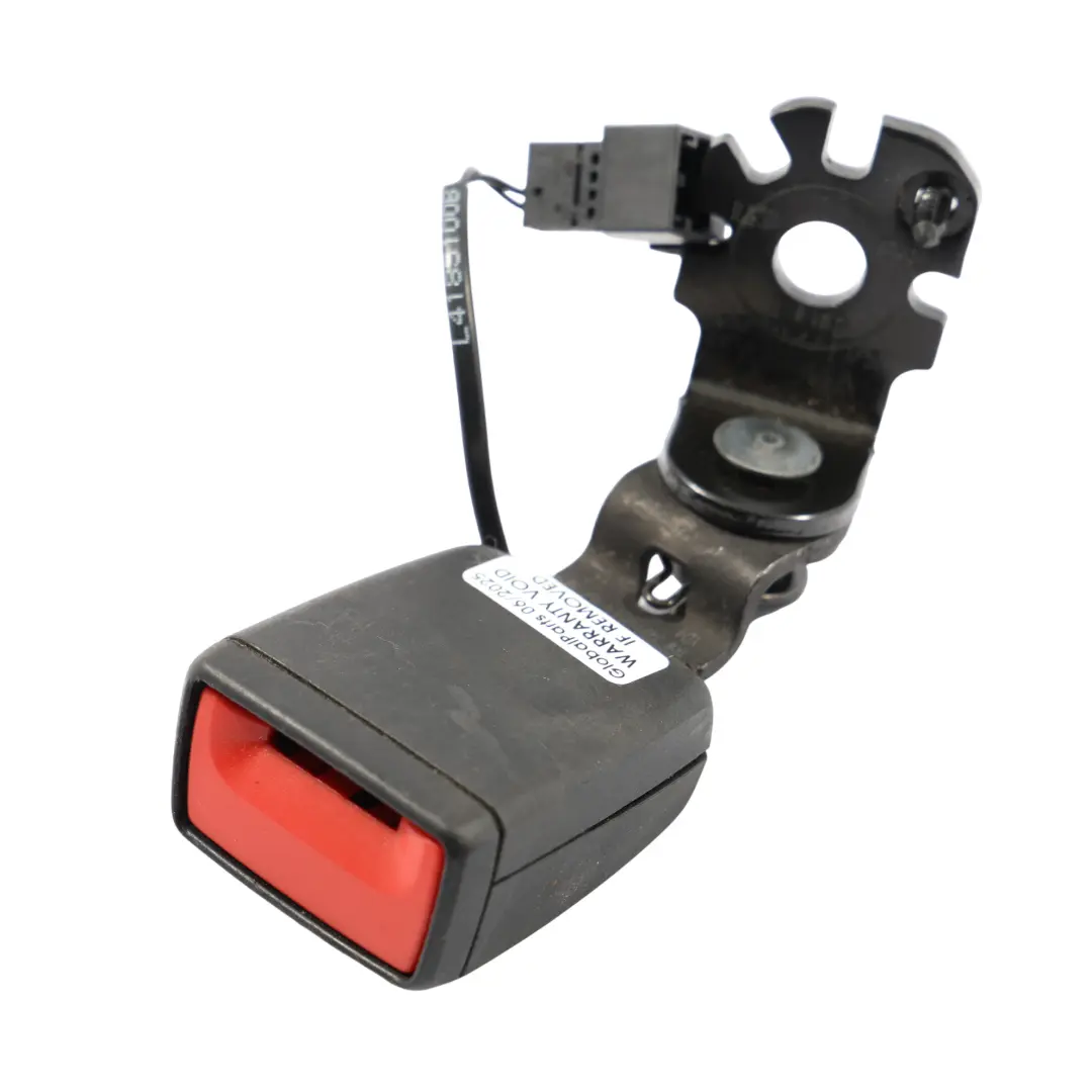 Zapinka Zaczep Pasa Bezpieczeństwa Prawy Tylny do Audi A4 S4 B9 o numerze 8W0857740D Audi A4 S4 B9 Zapinka Zaczep Pasa Bezpieczeństwa Prawy Tylny - SKU 8W0857740D - Numer Części 8W0857740D