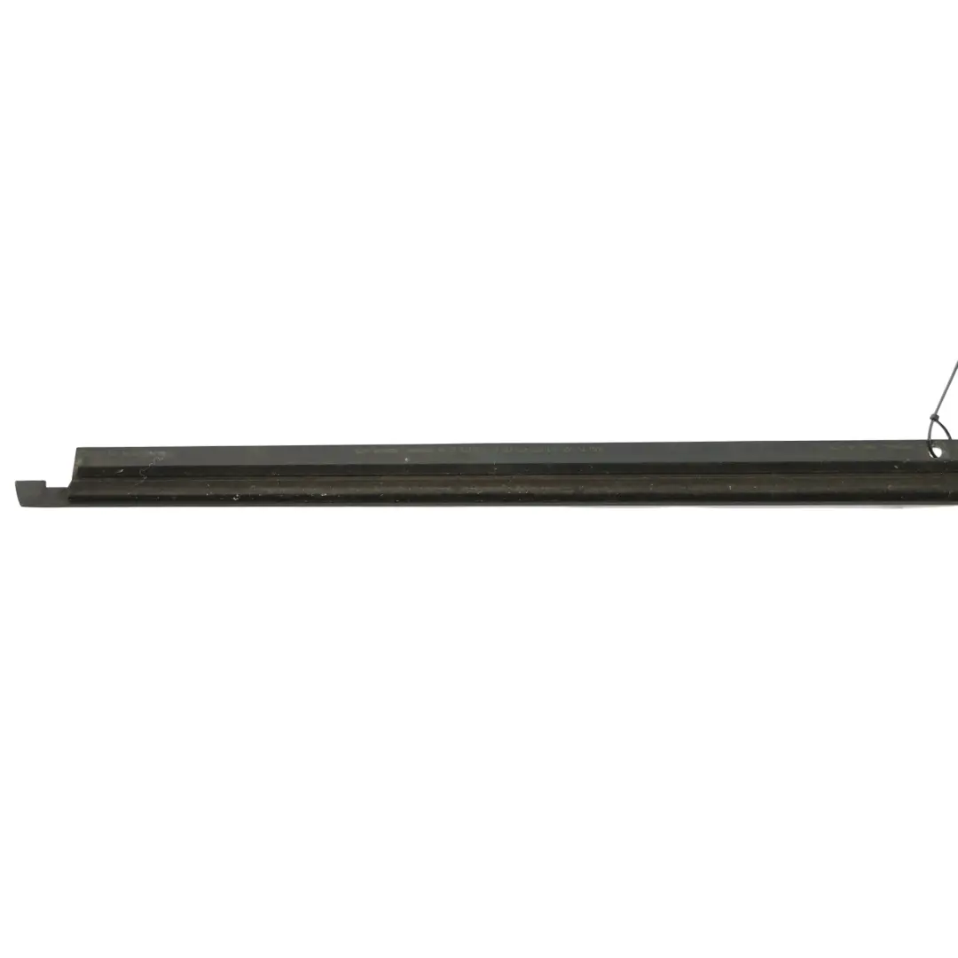Audi A1 8X Joint Moulure Vitre Extérieure Porte Avant Droite - SKU 8X3837478B - Numéro de pièce 8X3837478B