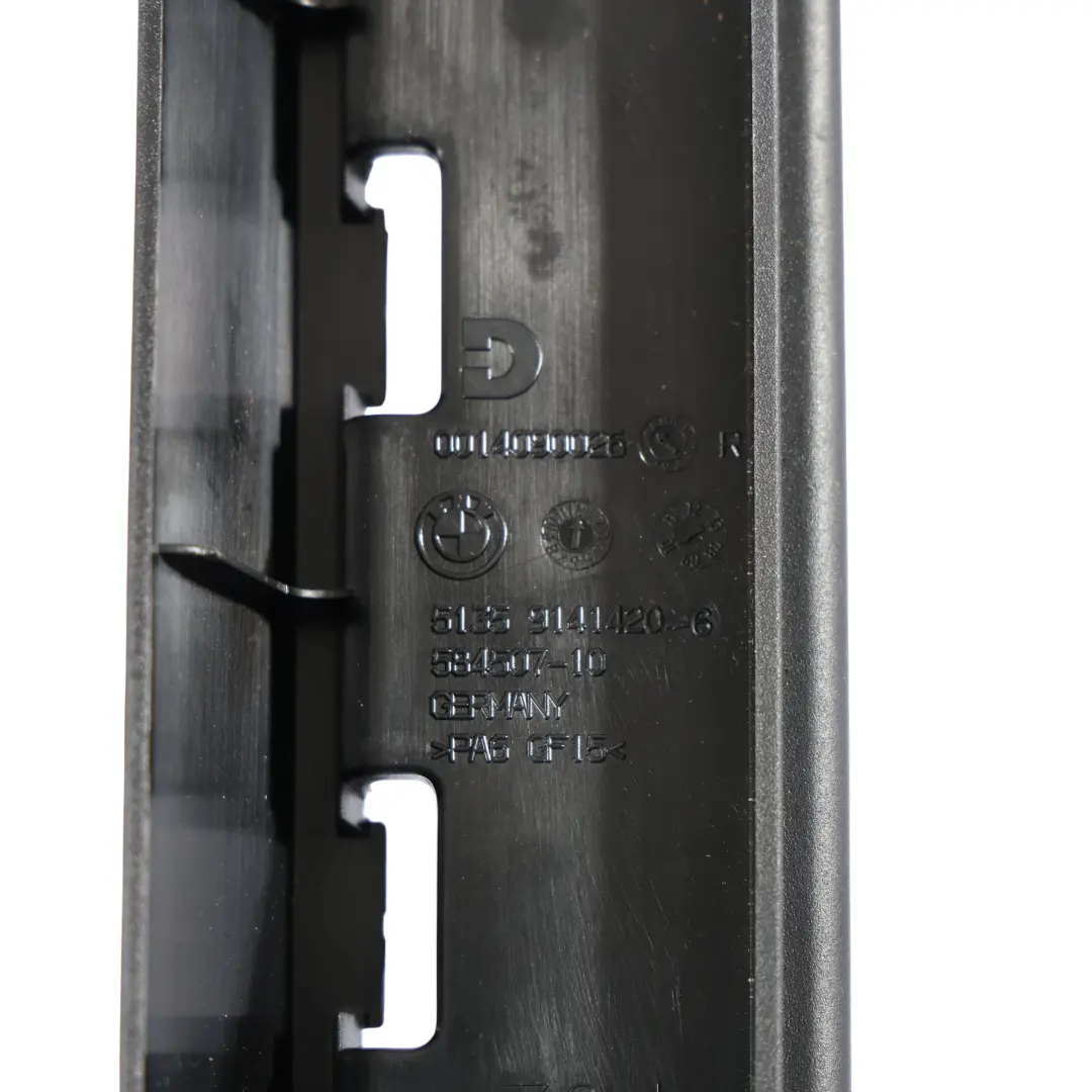 Plaque D'Adaptation De Porte Arrière Droite Panneau De Garniture pour BMW F02 à propos du numéro de pièce 9141420 BMW F02 Plaque D'Adaptation De Porte Arrière Droite Panneau De Garniture - SKU 9141420 - Numéro de pièce 9141420