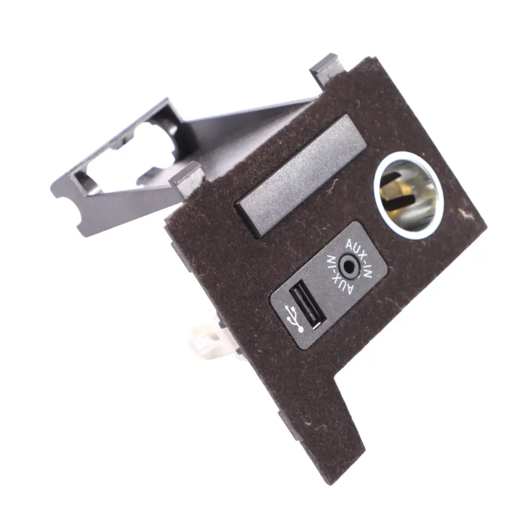  Toma De Mechero BMW F12 F13 Tapa Consola Central - SKU 9197318 - Número de pieza 9197318