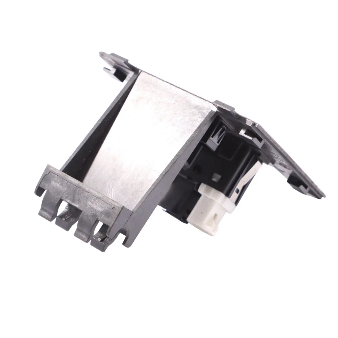 Lighter Socket BMW F12 F13 Centre Console Cover to with Part number 9197318 Lighter Socket BMW F12 F13 Centre Console Cover - SKU 9197318 - Part number 9197318