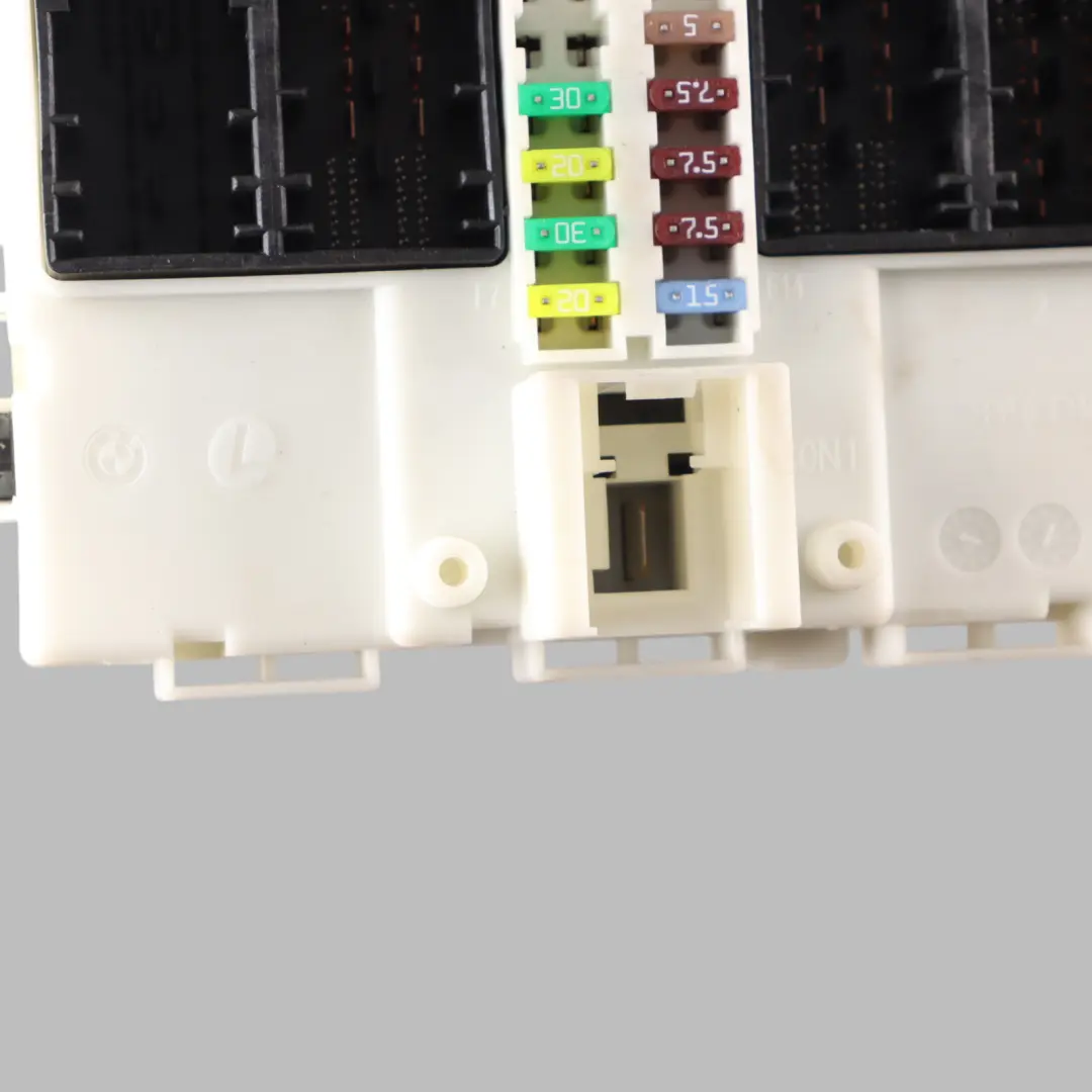 Front Electronic Module Control Unit FEM to BMW F30 F31 with Part number 9292946 BMW F30 F31 Front Electronic Module Control Unit FEM - SKU 9292946 - Part number 9292946