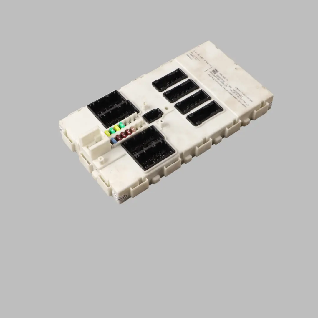Modulo Elettronico Anteriore Unità Di Controllo FEM per BMW F20 F30 F36 con numero di parte 9381102 BMW F20 F30 F36 Modulo Elettronico Anteriore Unità Di Controllo FEM - SKU 9381102 - Numero di parte 9381102