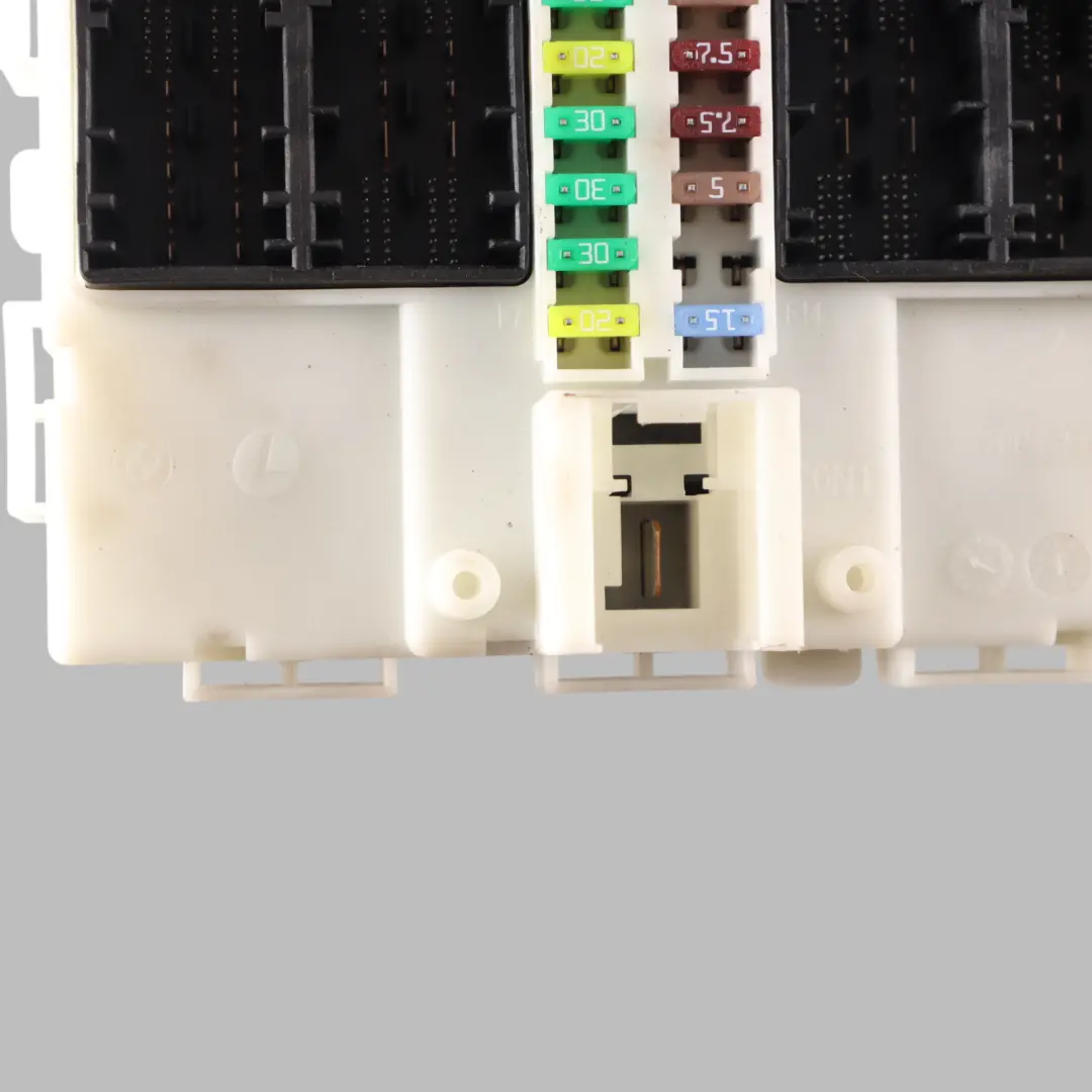 Body Control Unit BMW F15 F16 F45 F48 Mini R50 R53 Basic Module BCM to with Part number 9387223 Body Control Unit BMW F15 F16 F45 F48 Mini R50 R53 Basic Module BCM - SKU 9387223 - Part number 9387223