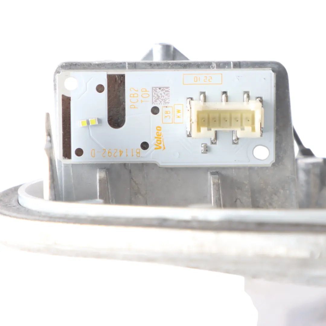 Indicator Module Cover BMW F48 F49 LCI Front LED DRL Unit Left N/S to with Part number 9477821 Indicator Module Cover BMW F48 F49 LCI Front LED DRL Unit Left N/S - SKU 9477821 - Part number 9477821