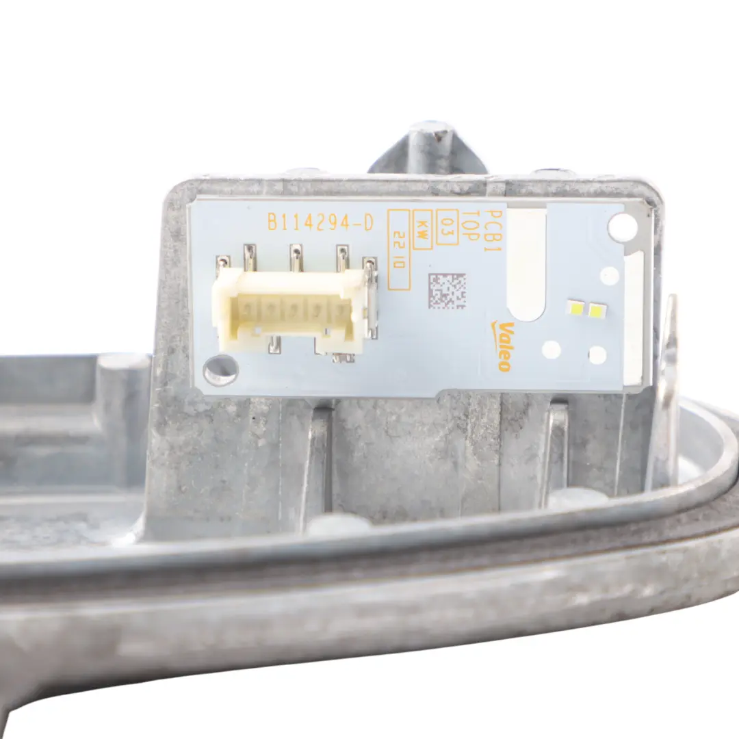 Indicator Module BMW F48 F49 LCI Front LED DRL Turn Signal Unit Right O/S to with Part number 9477822 Indicator Module BMW F48 F49 LCI Front LED DRL Turn Signal Unit Right O/S - SKU 9477822 - Part number 9477822