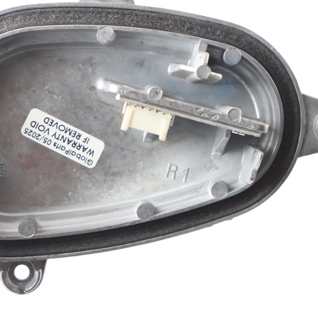 Indicator Module BMW F48 F49 LCI Front LED DRL Turn Signal Unit Right O/S to with Part number 9477822 Indicator Module BMW F48 F49 LCI Front LED DRL Turn Signal Unit Right O/S - SKU 9477822 - Part number 9477822