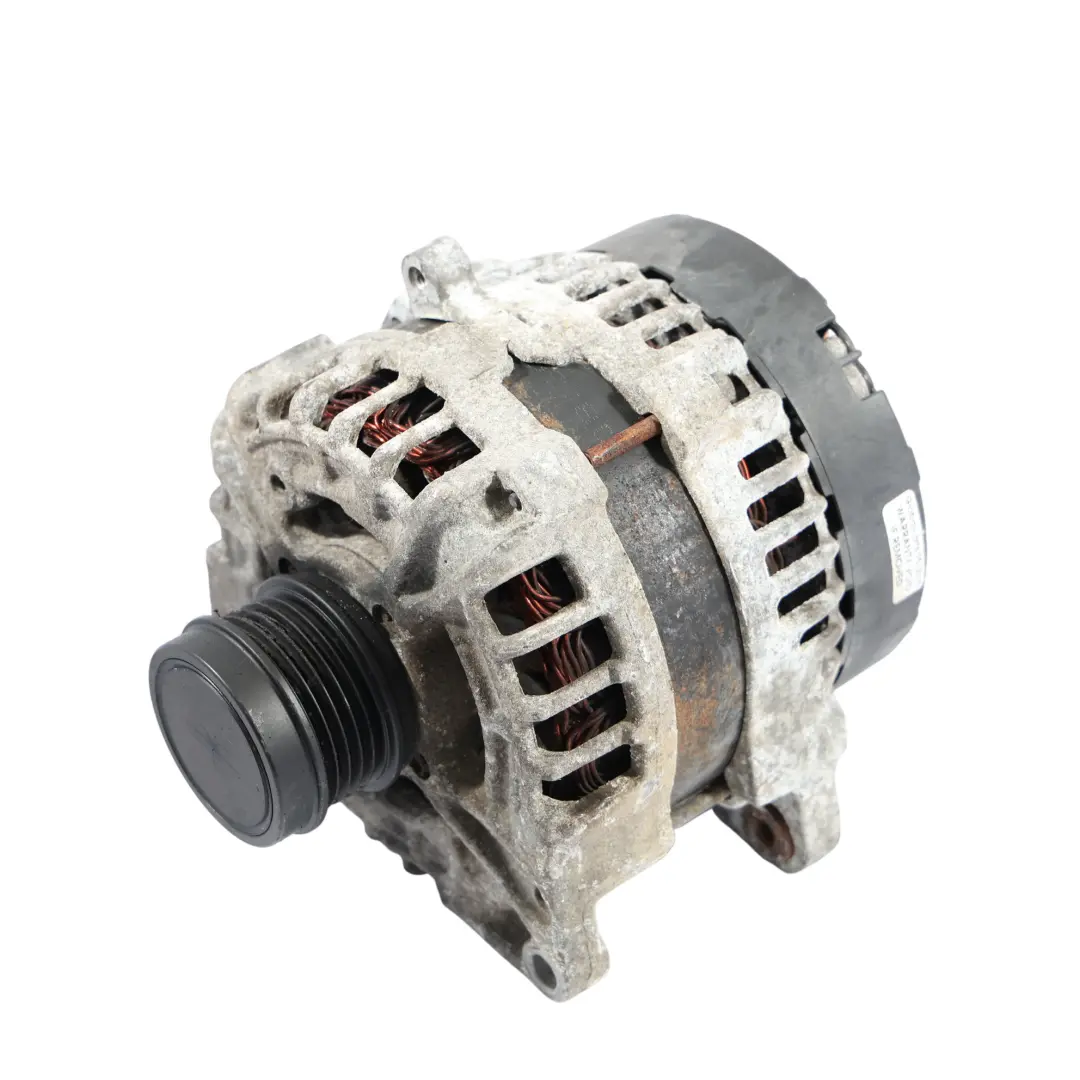 Alternator do Mercedes W176 C117 X156 X117 Benzyna o numerze A0009060803 Mercedes W176 C117 X156 X117 Benzyna Alternator - SKU A0009060803 - Numer Części A0009060803