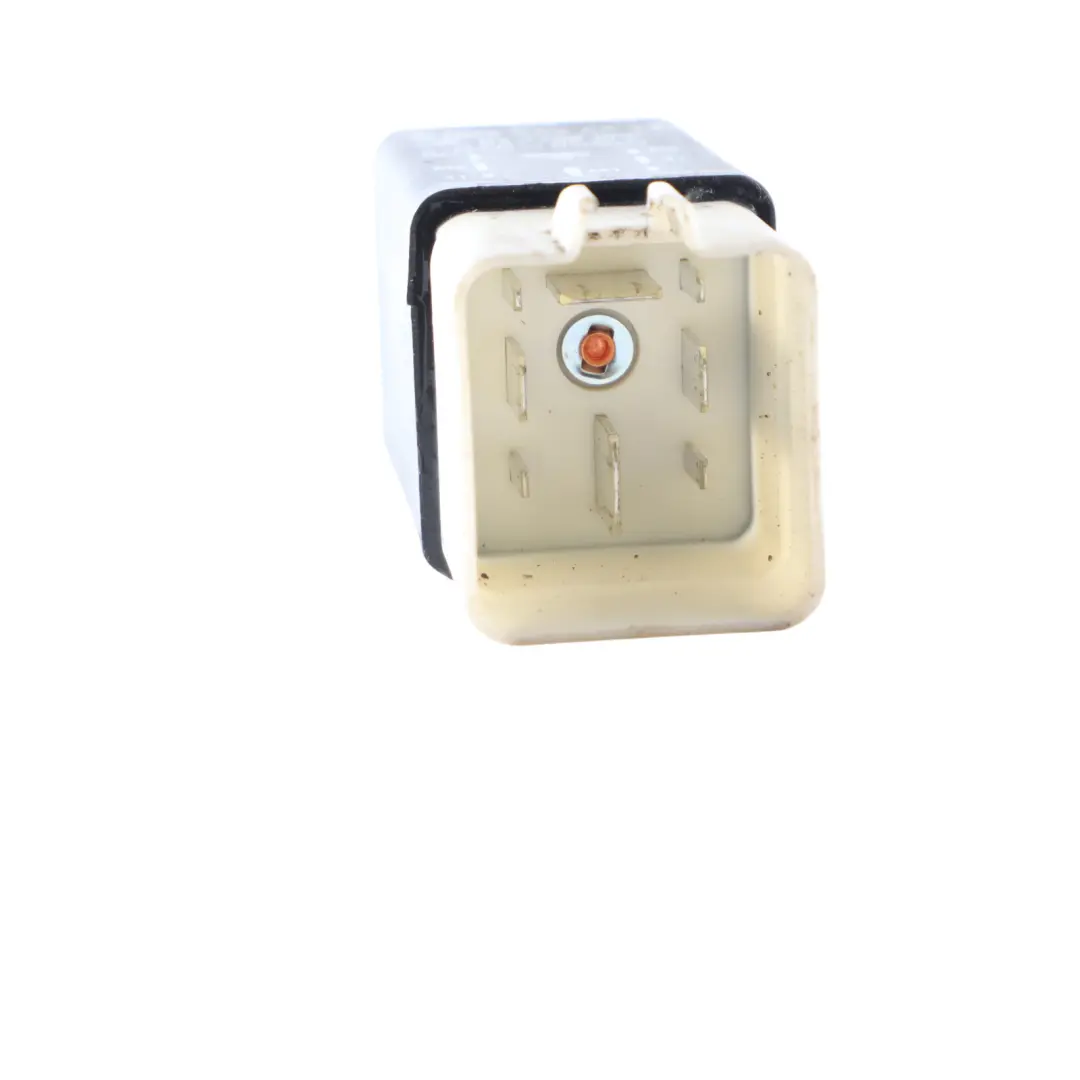 Module Commande Relais Ventilateur Radiateur Liquide pour Mercedes W639 à propos du numéro de pièce A0025424419 Mercedes W639 Module Commande Relais Ventilateur Radiateur Liquide - SKU A0025424419-1 - Numéro de pièce A0025424419