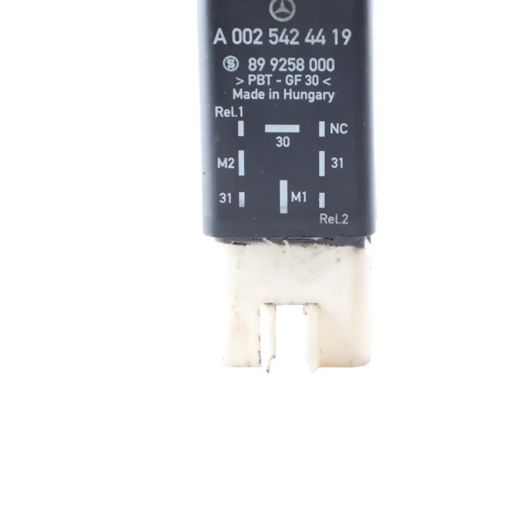 Radiatore Raffreddamento Ventilatore Relè Modulo per Mercedes W639 con numero di parte A0025424419 Mercedes W639 Radiatore Raffreddamento Ventilatore Relè Modulo - SKU A0025424419-1 - Numero di parte A0025424419