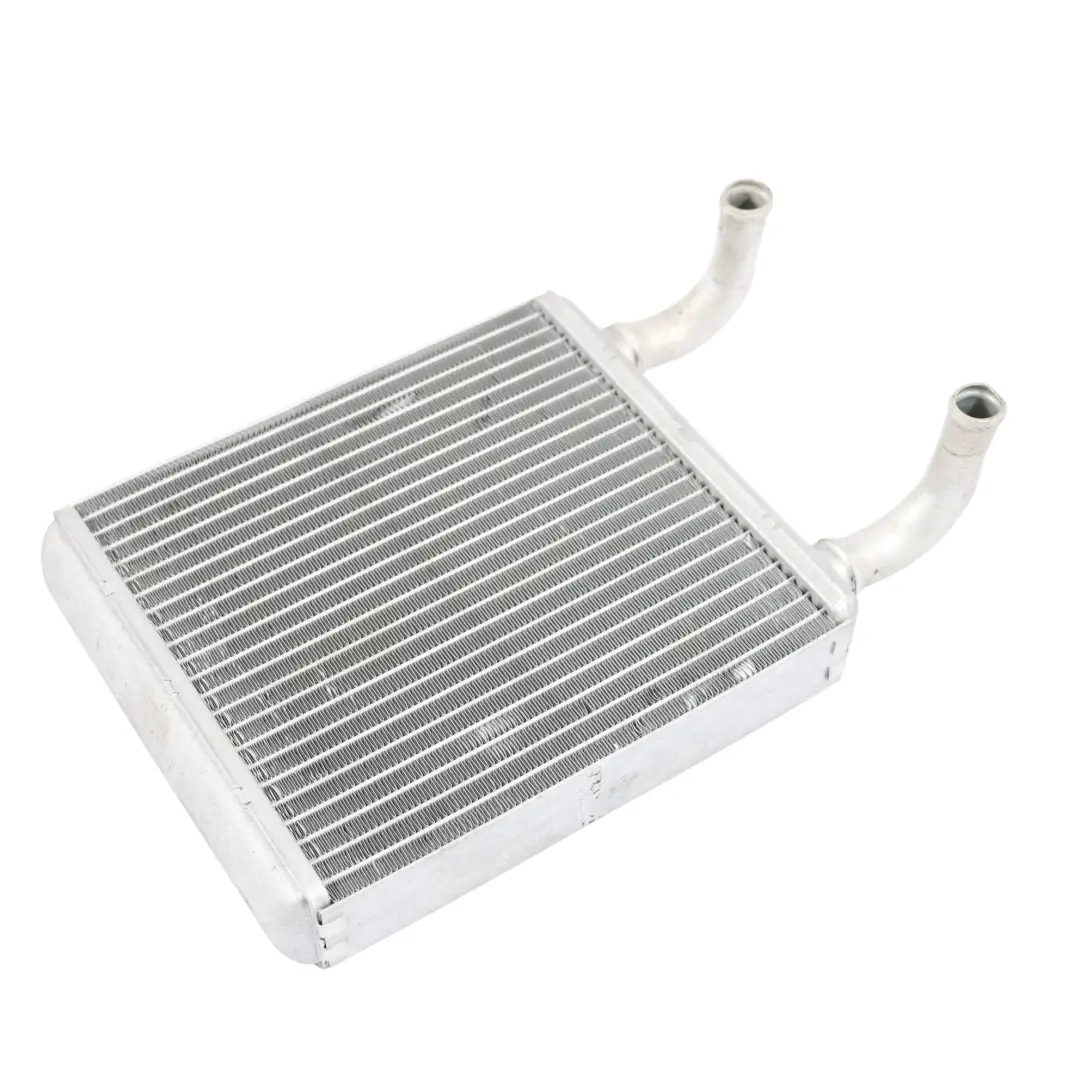 Scambiatore Di Calore Riscaldatore Matrice A0038357501 per Mercedes Vito W639 con numero di parte A0038357601 Mercedes Vito W639 Scambiatore Di Calore Riscaldatore Matrice A0038357501 - SKU A0038357601 - Numero di parte A0038357601