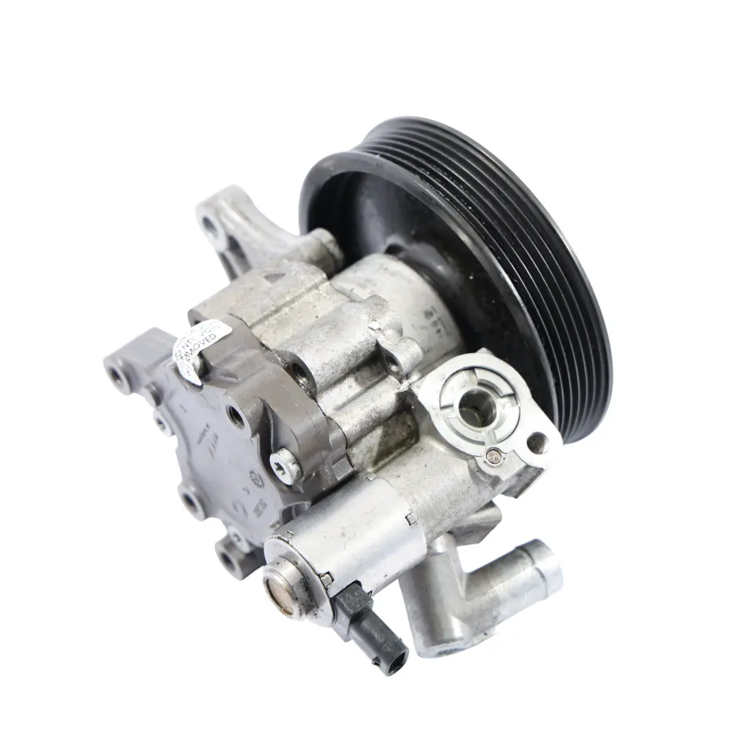 Pompa Servosterzo per Mercedes A207 C204 C207 S204 W204 con numero di parte A0054668201 Mercedes A207 C204 C207 S204 W204 Pompa Servosterzo - SKU A0054668201 - Numero di parte A0054668201