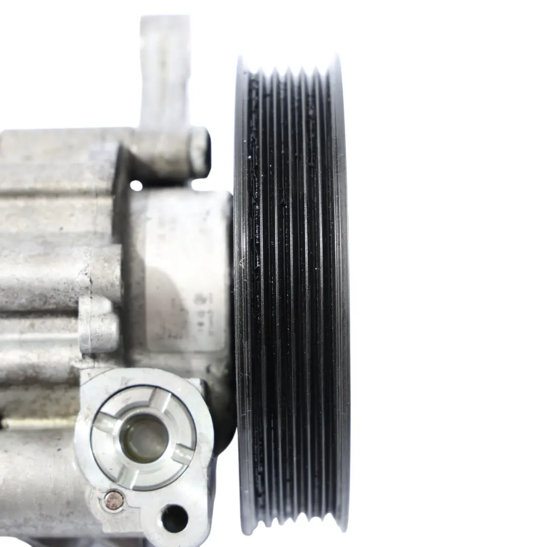 Servo Lenkungs Pumpe für Mercedes A207 C204 C207 S204 W204 mit Teilenummer A0054668201 Mercedes A207 C204 C207 S204 W204 Servo Lenkungs Pumpe - SKU A0054668201 - Teilenummer A0054668201