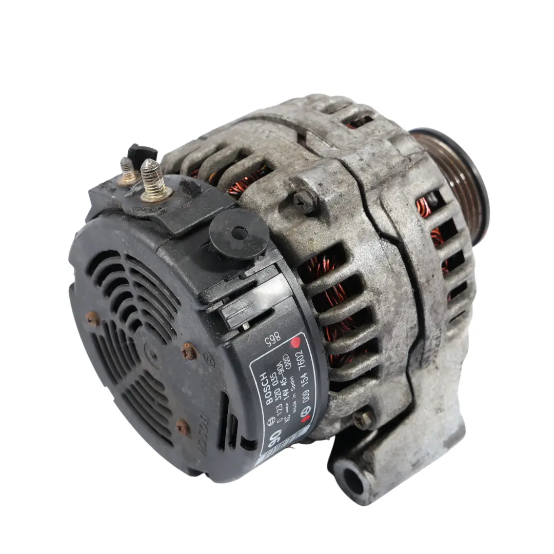 Alternador Generador M111 Motor Gasolina 90A para Mercedes R170 con número de pieza A0091547602 Mercedes R170 Alternador Generador M111 Motor Gasolina 90A - SKU A0091547602 - Número de pieza A0091547602