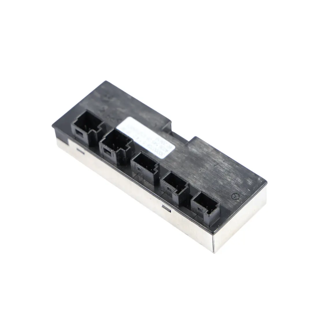 Module contrôle bouton changement vitesse volant pour Mercedes W203 W211 à propos du numéro de pièce A0365452932 Mercedes W203 W211 Module contrôle bouton changement vitesse volant - SKU A0365452932 - Numéro de pièce A0365452932