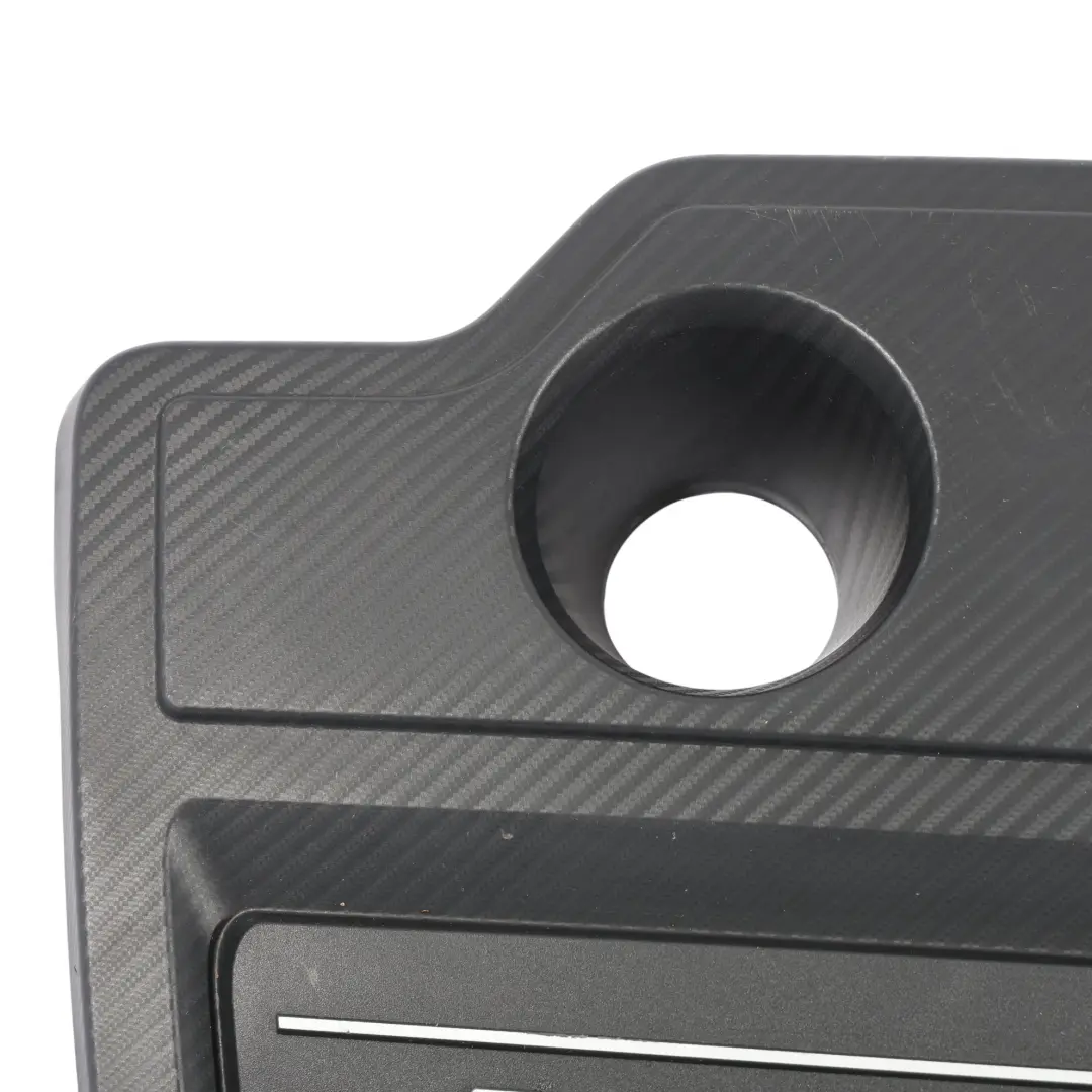 M133 Benzin Motor Abdeckung Trim Panel für Mercedes W176 AMG mit Teilenummer A1330105500 Mercedes W176 AMG M133 Benzin Motor Abdeckung Trim Panel - SKU A1330105500 - Teilenummer A1330105500