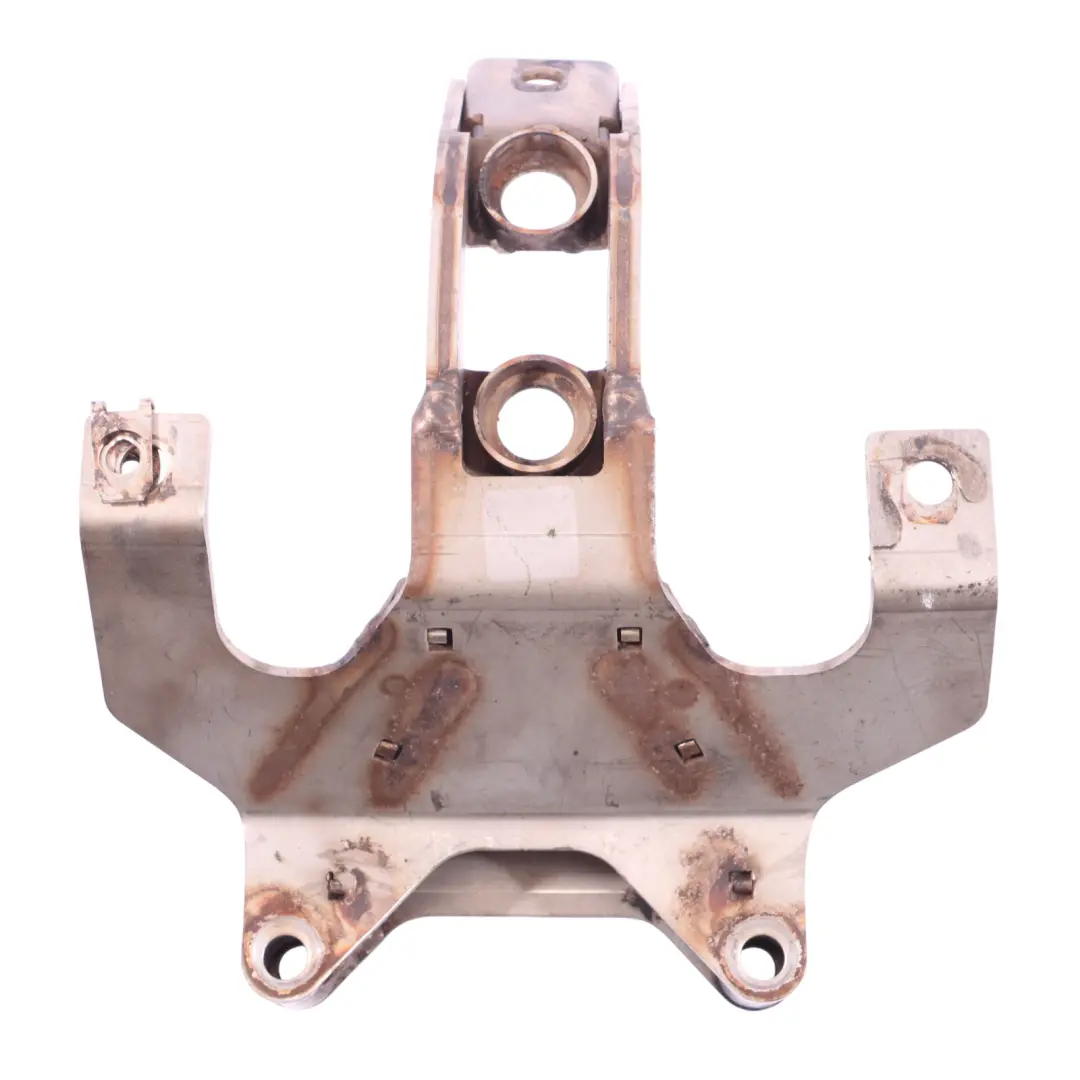 M133 Turbolader Halterung Träger für Mercedes W176 mit Teilenummer A1330900541 Mercedes W176 M133 Turbolader Halterung Träger - SKU A1330900541 - Teilenummer A1330900541