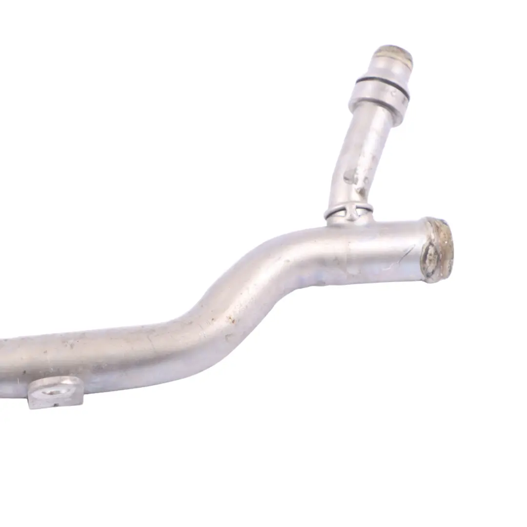 Mercedes W176 M133 45 AMG Refrigerante Tubo Manguera - SKU A1332000551 - Número de pieza A1332000551