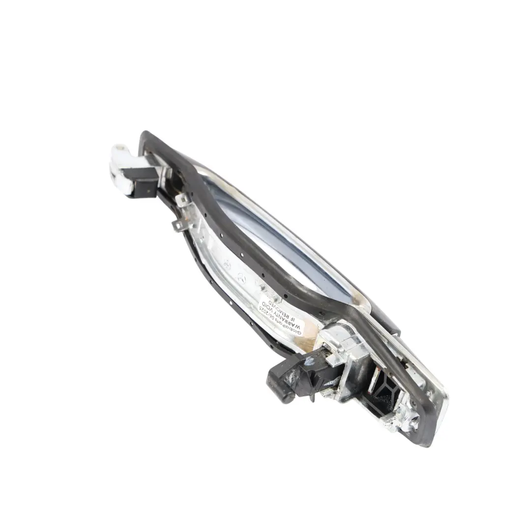 Klamka Drzwi Zewnętrzna Czarna Prawy Przód do Mercedes W140 o numerze A1407600370 Mercedes W140 Klamka Drzwi Zewnętrzna Czarna Prawy Przód - SKU A1407600370 - Numer Części A1407600370