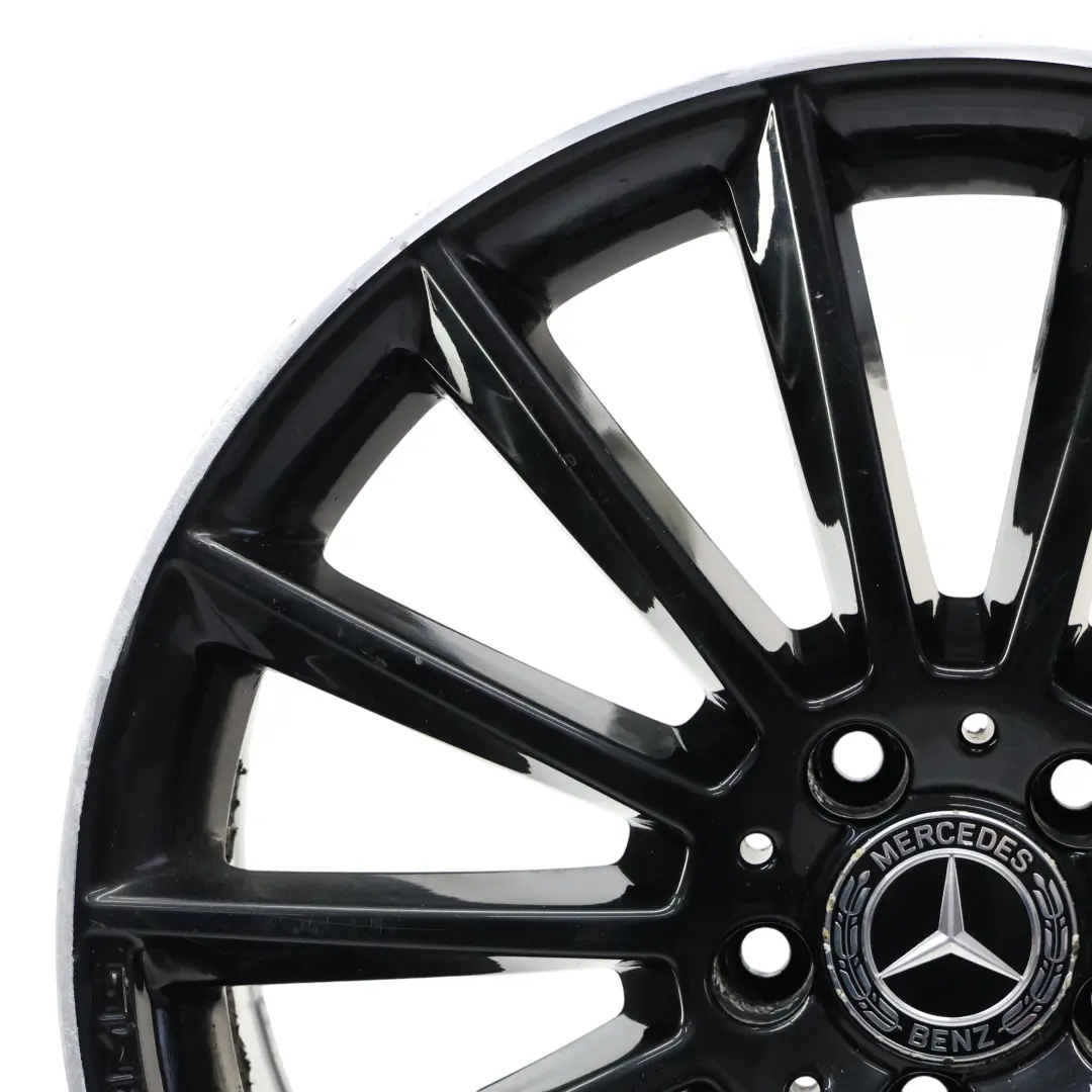 Cerchio in lega 19" 8J ET:43,5 14 razze per Mercedes X156 con numero di parte A1564012800 Mercedes X156 Cerchio in lega 19" 8J ET:43,5 14 razze - SKU A1564012800-1 - Numero di parte A1564012800