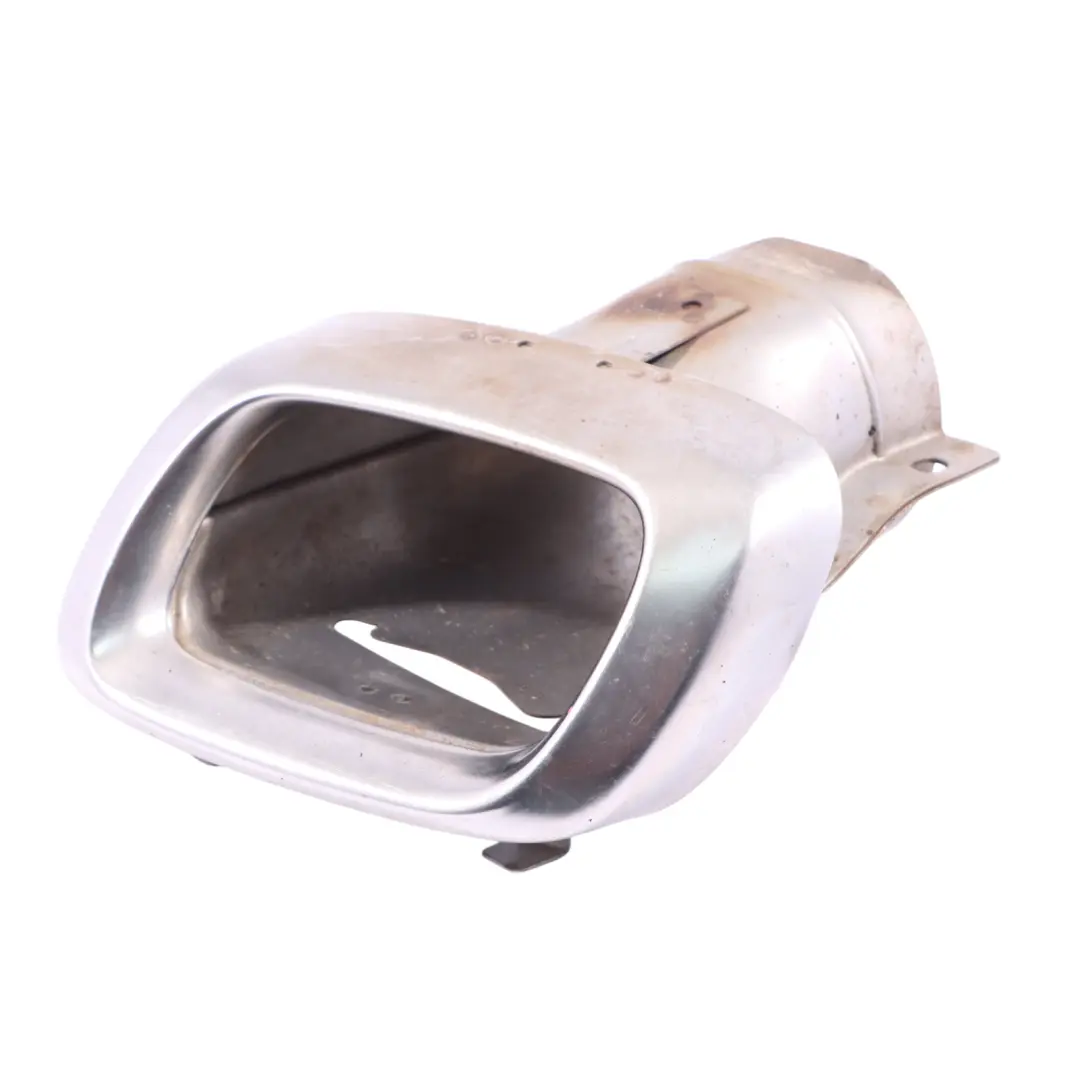Couvercle de tuyau d'échappement arrière gauche pour Mercedes W164 à propos du numéro de pièce A1564900127 Mercedes W164 Couvercle de tuyau d'échappement arrière gauche - SKU A1564900127 - Numéro de pièce A1564900127