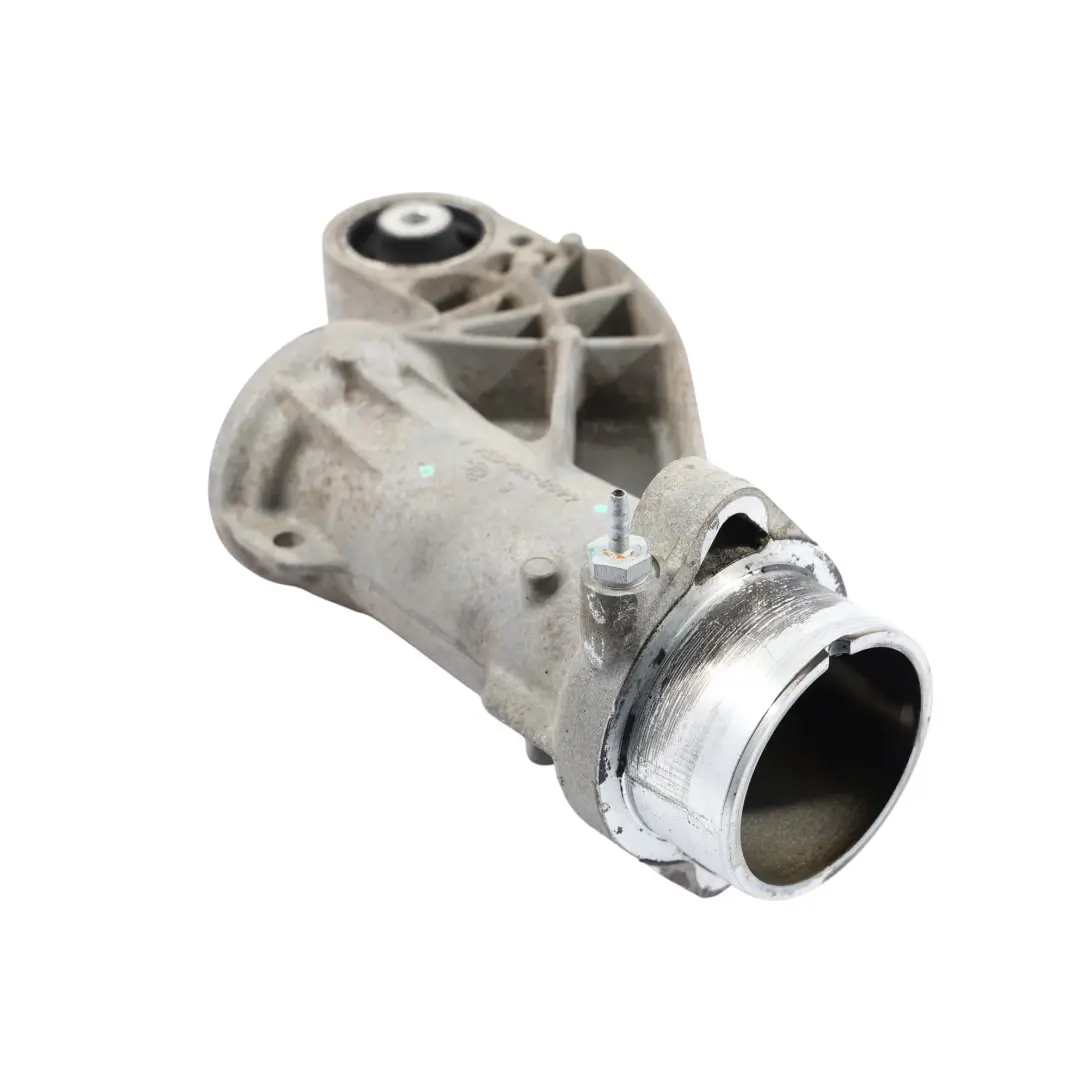 Soporte diferencial Mercedes ML W164 Soporte montaje delantero para con número de pieza A1643302102 Soporte diferencial Mercedes ML W164 Soporte montaje delantero - SKU A1643302102-1 - Número de pieza A1643302102