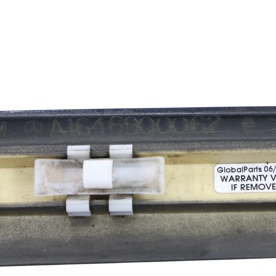 Mercedes ML W164 Vorne Links Türverkleidungsleiste Obsidian Schwarz - 197 - SKU A1646905162-OB - Teilenummer A1646905162