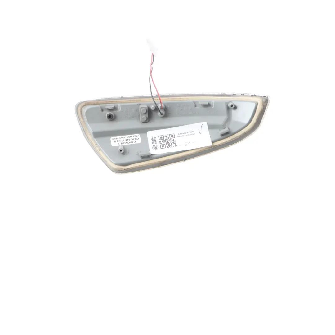 Turn Indicator Mercedes W204 W639 Left N/S Signal Wing Mirror Lamp to with Part number A2048200721 Turn Indicator Mercedes W204 W639 Left N/S Signal Wing Mirror Lamp - SKU A2048200721 - Part number A2048200721